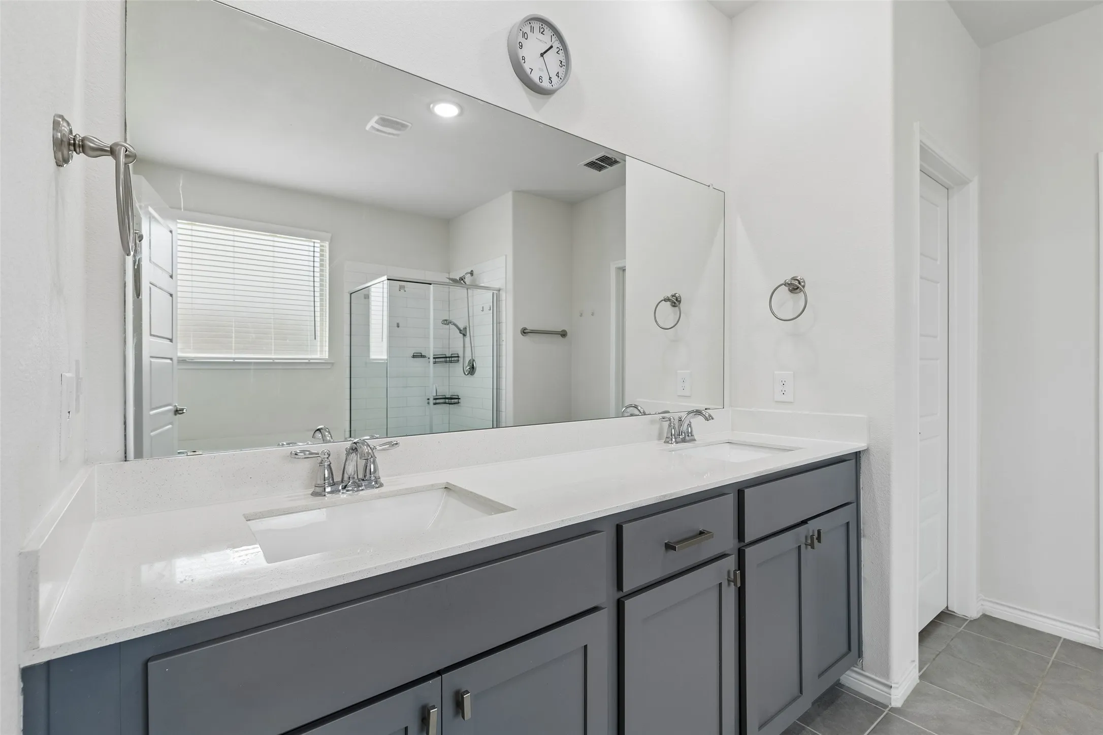 Single Family Residence For Sale in Denton County , 13416 Arvelo Drive, Little Elm, Texas 75068, 4 Bedroom, 3 Bathroom, 3 Garage spaces, 3,412 Sqft, built in 2021, mls#21329373, Real Estate Agent in Little Elm, Homes For Sale in Denton county, Homes For Sale in Little Elm, Realtor in Little Elm Texas, Real Estate Brokerage Independent Realty Texas, Luminita Cordes Realtor