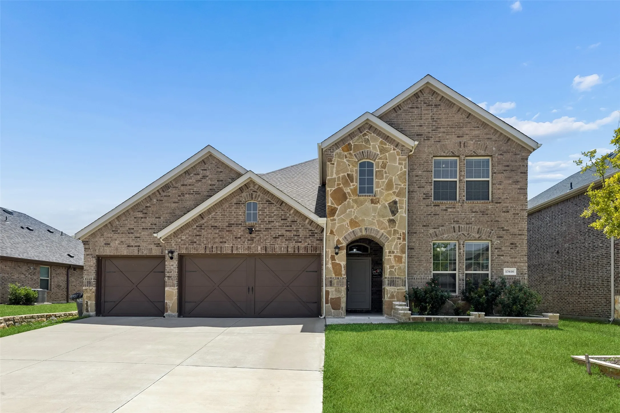 Single Family Residence For Sale in Denton County , 13416 Arvelo Drive, Little Elm, Texas 75068, 4 Bedroom, 3 Bathroom, 3 Garage spaces, 3,412 Sqft, built in 2021, mls#21329373, Real Estate Agent in Little Elm, Homes For Sale in Denton county, Homes For Sale in Little Elm, Realtor in Little Elm Texas, Real Estate Brokerage Independent Realty Texas, Luminita Cordes Realtor