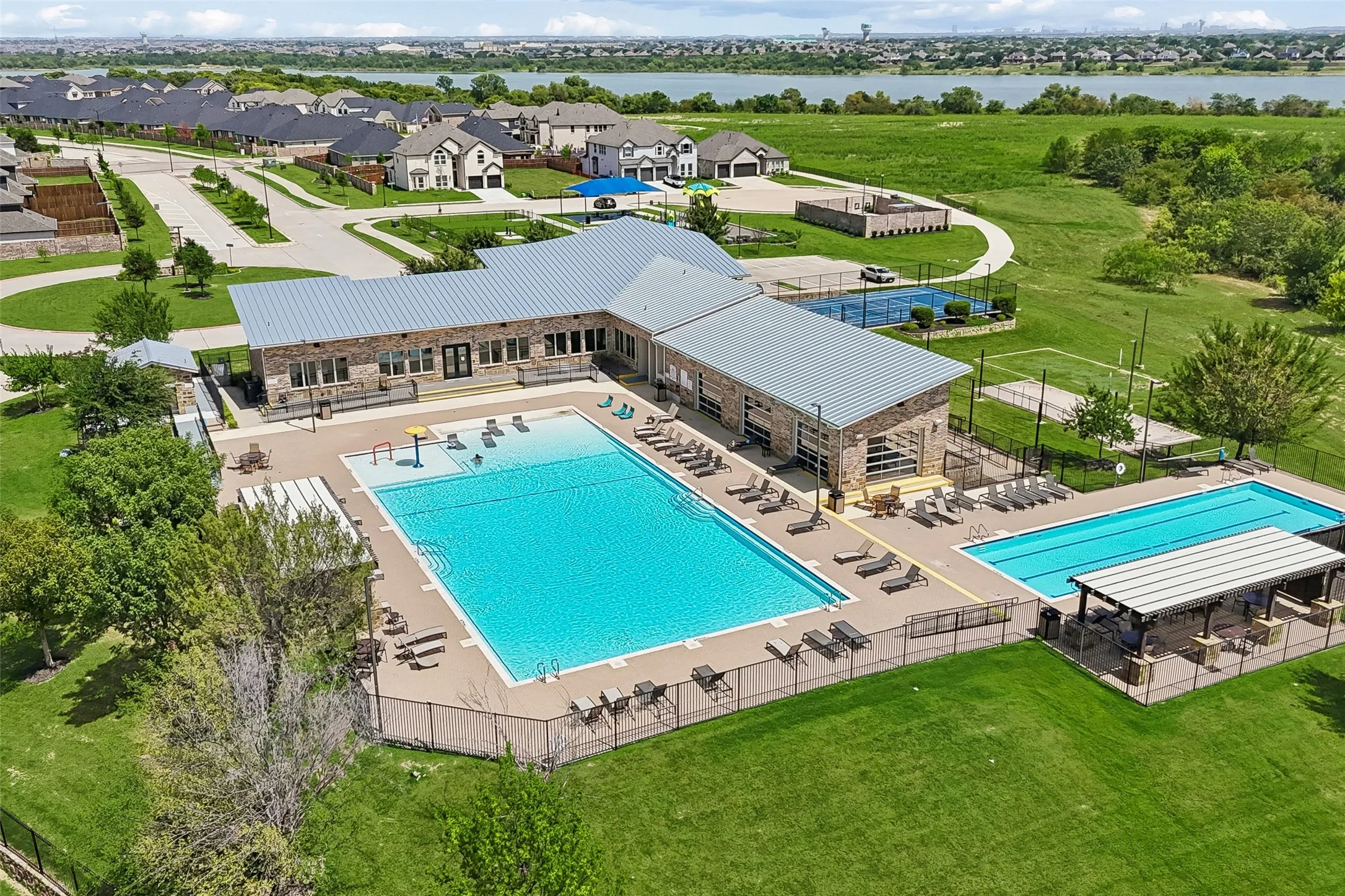 Single Family Residence For Sale in Denton County , 13416 Arvelo Drive, Little Elm, Texas 75068, 4 Bedroom, 3 Bathroom, 3 Garage spaces, 3,412 Sqft, built in 2021, mls#21329373, Real Estate Agent in Little Elm, Homes For Sale in Denton county, Homes For Sale in Little Elm, Realtor in Little Elm Texas, Real Estate Brokerage Independent Realty Texas, Luminita Cordes Realtor