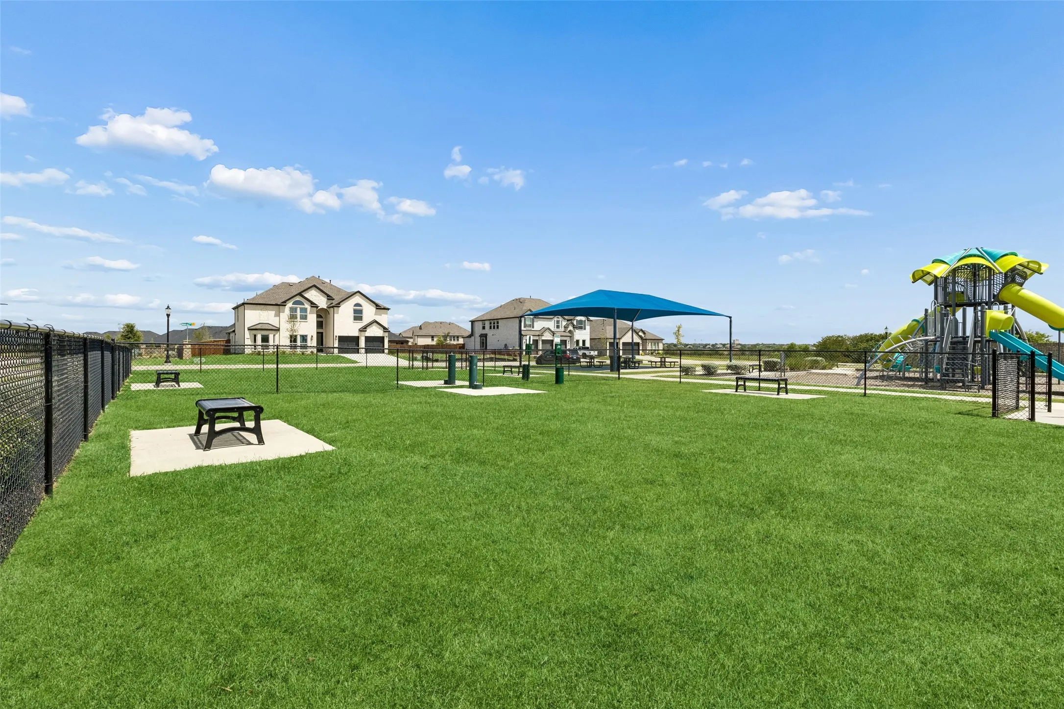 Single Family Residence For Sale in Denton County , 13416 Arvelo Drive, Little Elm, Texas 75068, 4 Bedroom, 3 Bathroom, 3 Garage spaces, 3,412 Sqft, built in 2021, mls#21329373, Real Estate Agent in Little Elm, Homes For Sale in Denton county, Homes For Sale in Little Elm, Realtor in Little Elm Texas, Real Estate Brokerage Independent Realty Texas, Luminita Cordes Realtor