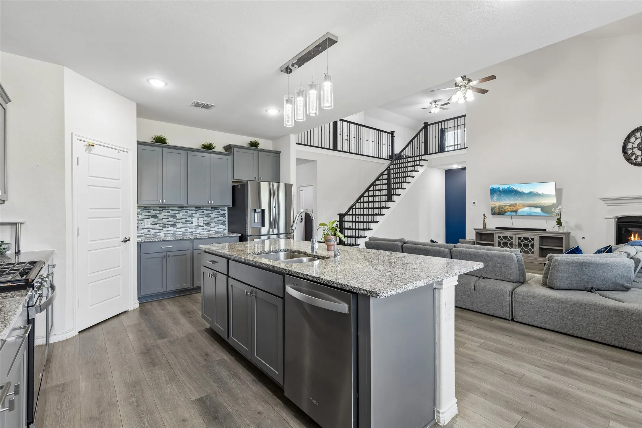 Single Family Residence For Sale in Denton County , 13416 Arvelo Drive, Little Elm, Texas 75068, 4 Bedroom, 3 Bathroom, 3 Garage spaces, 3,412 Sqft, built in 2021, mls#21329373, Real Estate Agent in Little Elm, Homes For Sale in Denton county, Homes For Sale in Little Elm, Realtor in Little Elm Texas, Real Estate Brokerage Independent Realty Texas, Luminita Cordes Realtor