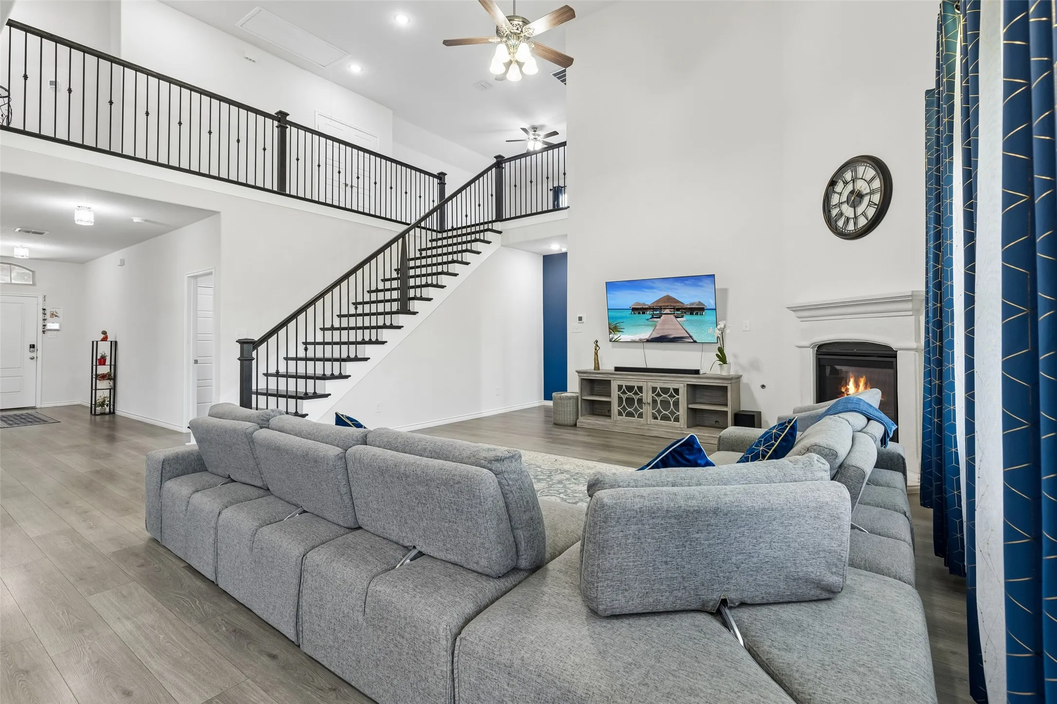Single Family Residence For Sale in Denton County , 13416 Arvelo Drive, Little Elm, Texas 75068, 4 Bedroom, 3 Bathroom, 3 Garage spaces, 3,412 Sqft, built in 2021, mls#21329373, Real Estate Agent in Little Elm, Homes For Sale in Denton county, Homes For Sale in Little Elm, Realtor in Little Elm Texas, Real Estate Brokerage Independent Realty Texas, Luminita Cordes Realtor