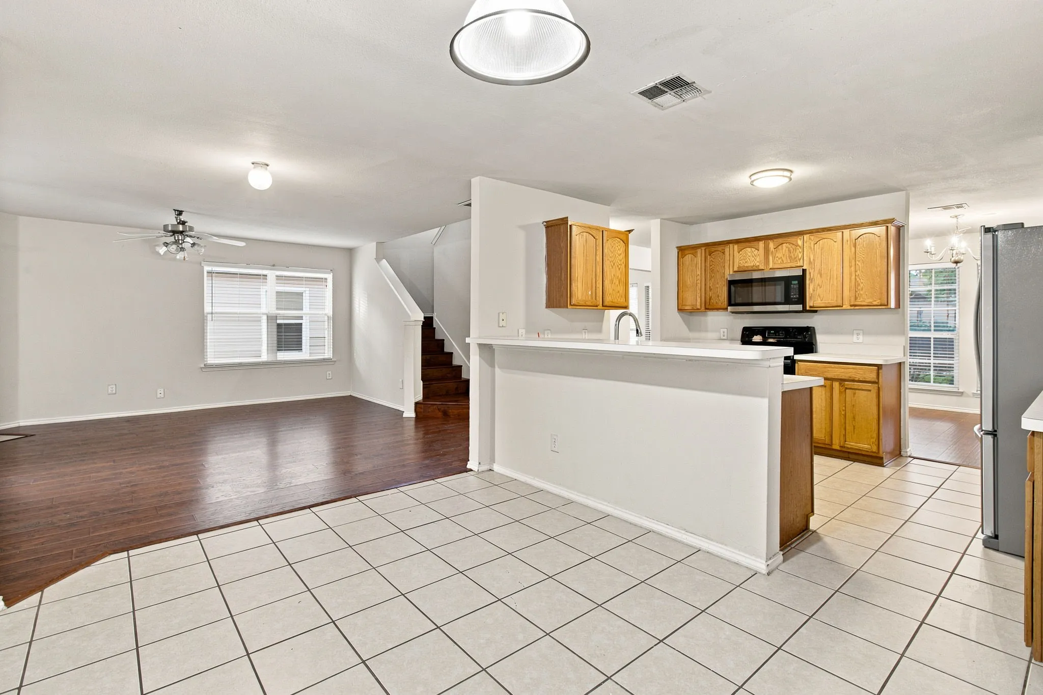 Single Family Residence For Rent in Collin County , 3616 Rand Creek Trail, Mc Kinney, Texas 75070, 4 Bedroom, 3 Bathroom, 2 Garage spaces, 2,306 Sqft, built in 2004, mls#21337113, Real Estate Agent in Mc Kinney, Homes For Rent in Collin county, Homes For Rent in Mc Kinney, Realtor in Mc Kinney Texas, Real Estate Brokerage Independent Realty Texas, Luminita Cordes Realtor