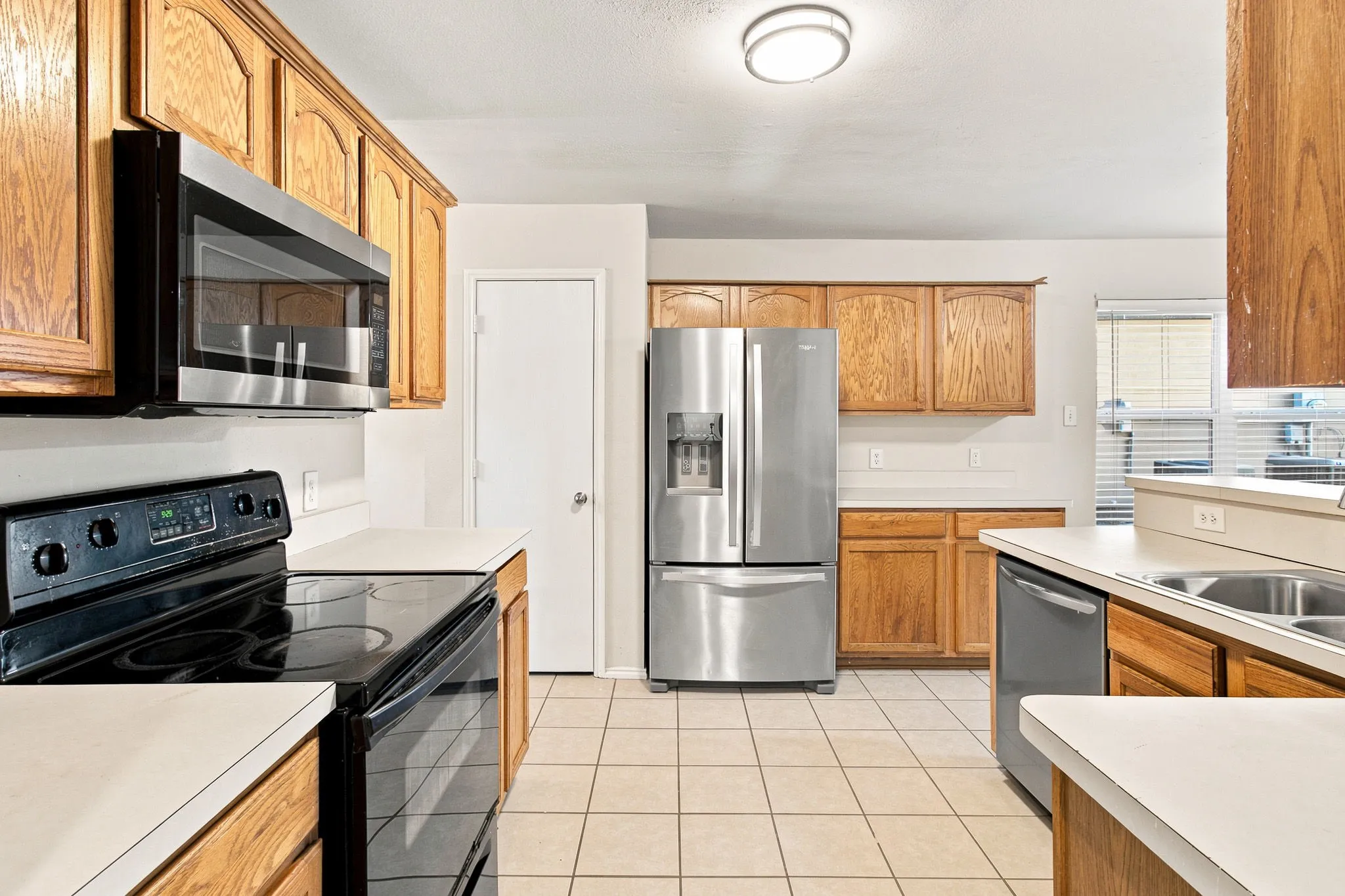 Single Family Residence For Rent in Collin County , 3616 Rand Creek Trail, Mc Kinney, Texas 75070, 4 Bedroom, 3 Bathroom, 2 Garage spaces, 2,306 Sqft, built in 2004, mls#21337113, Real Estate Agent in Mc Kinney, Homes For Rent in Collin county, Homes For Rent in Mc Kinney, Realtor in Mc Kinney Texas, Real Estate Brokerage Independent Realty Texas, Luminita Cordes Realtor