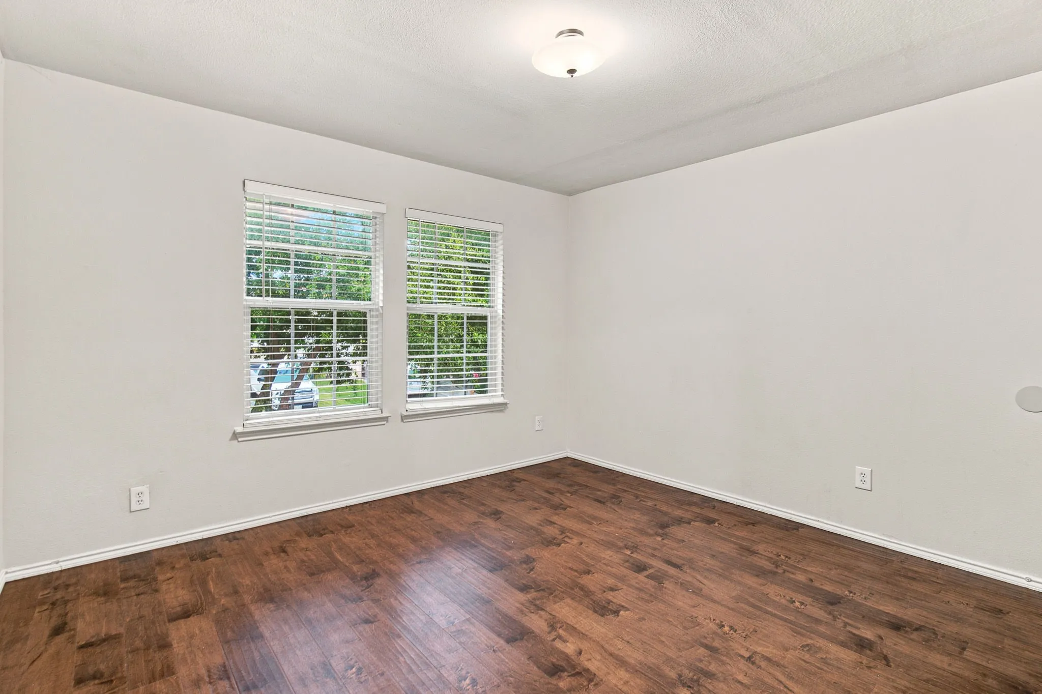 Single Family Residence For Rent in Collin County , 3616 Rand Creek Trail, Mc Kinney, Texas 75070, 4 Bedroom, 3 Bathroom, 2 Garage spaces, 2,306 Sqft, built in 2004, mls#21337113, Real Estate Agent in Mc Kinney, Homes For Rent in Collin county, Homes For Rent in Mc Kinney, Realtor in Mc Kinney Texas, Real Estate Brokerage Independent Realty Texas, Luminita Cordes Realtor