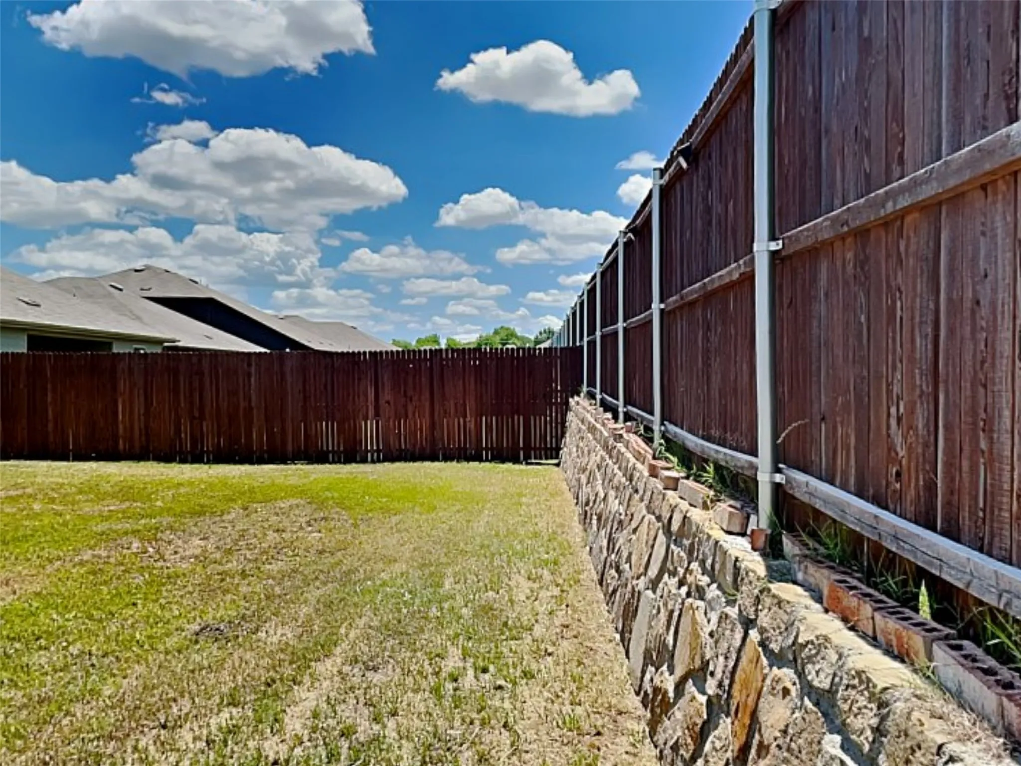 Single Family Residence For Rent in Denton County , 2909 Menguita Street, Denton, Texas 76209, 4 Bedroom, 3 Bathroom, 2 Garage spaces, 2,084 Sqft, built in 2020, mls#21336888, Real Estate Agent in Denton, Homes For Rent in Denton county, Homes For Rent in Denton, Realtor in Denton Texas, Real Estate Brokerage Independent Realty Texas, Luminita Cordes Realtor
