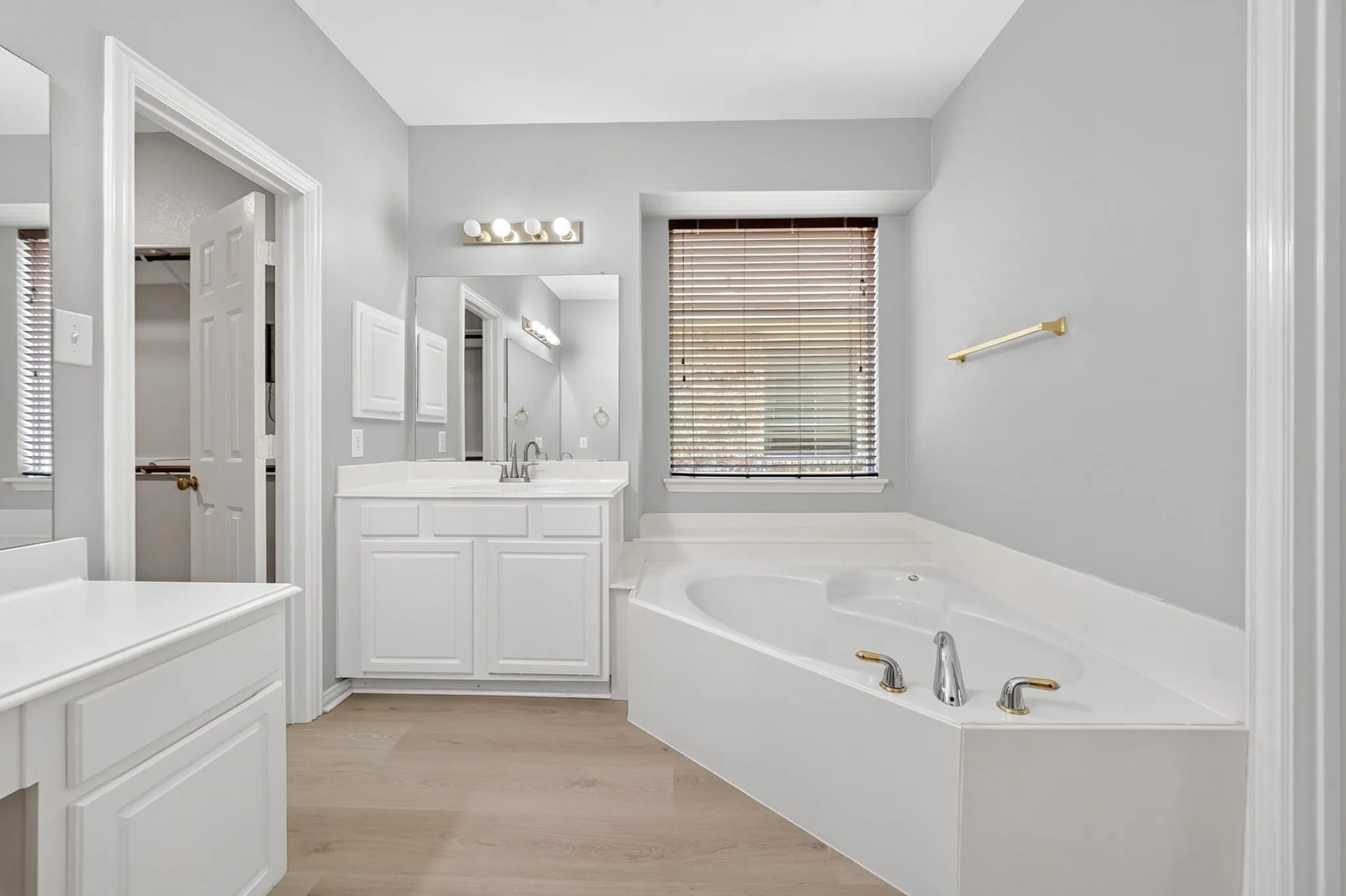 Primary bath with garden tub and separate shower