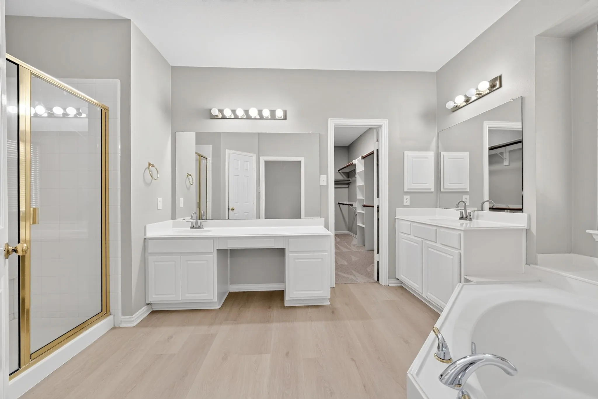 Primary bath with dual vanities