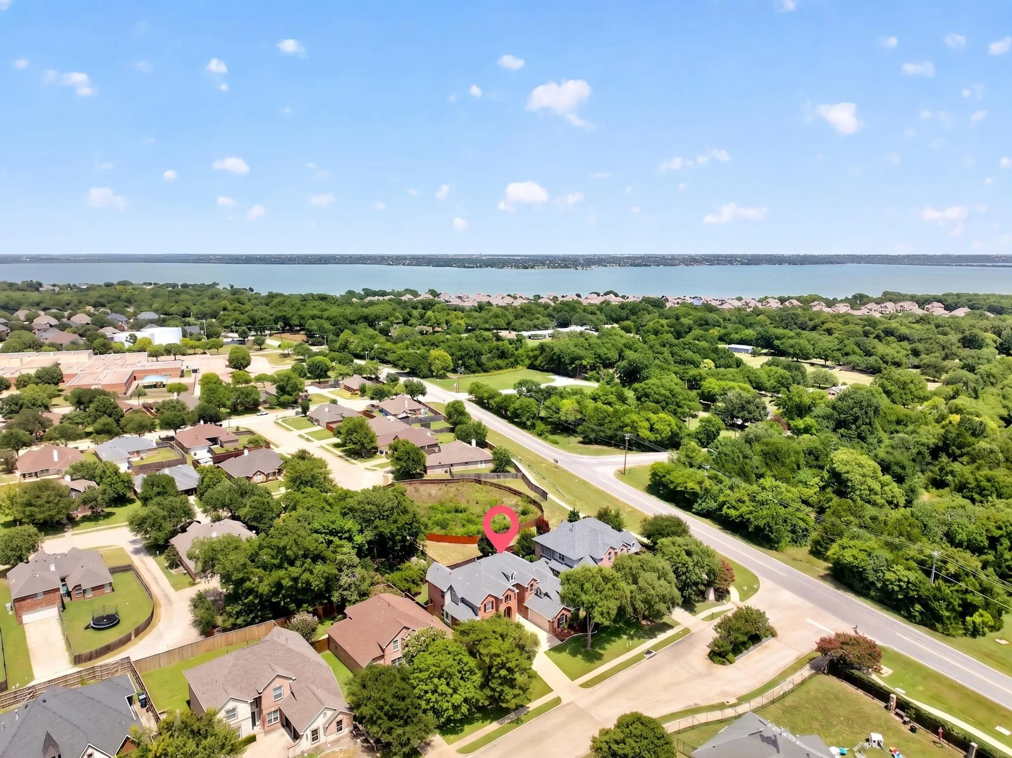 Aerial location near Lake Ray Hubbard