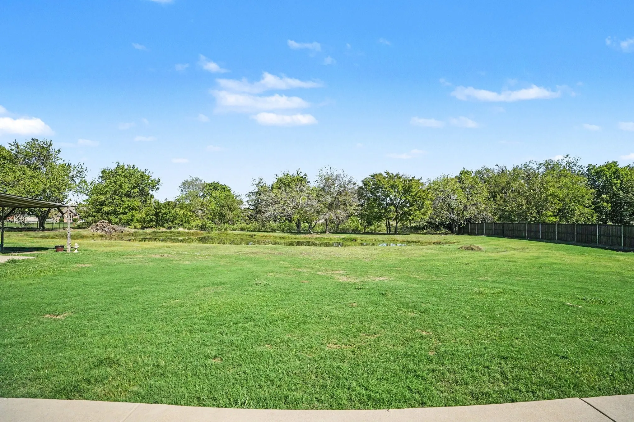 Single Family Residence For Sale in Hunt County , 5175 Horseshoe Lane, Royse City, Texas 75189, 3 Bedroom, 3 Bathroom, 3 Garage spaces, 2,224 Sqft, built in 2014, mls#21336973, Real Estate Agent in Royse City, Homes For Sale in Hunt county, Homes For Sale in Royse City, Realtor in Royse City Texas, Real Estate Brokerage Independent Realty Texas, Luminita Cordes Realtor