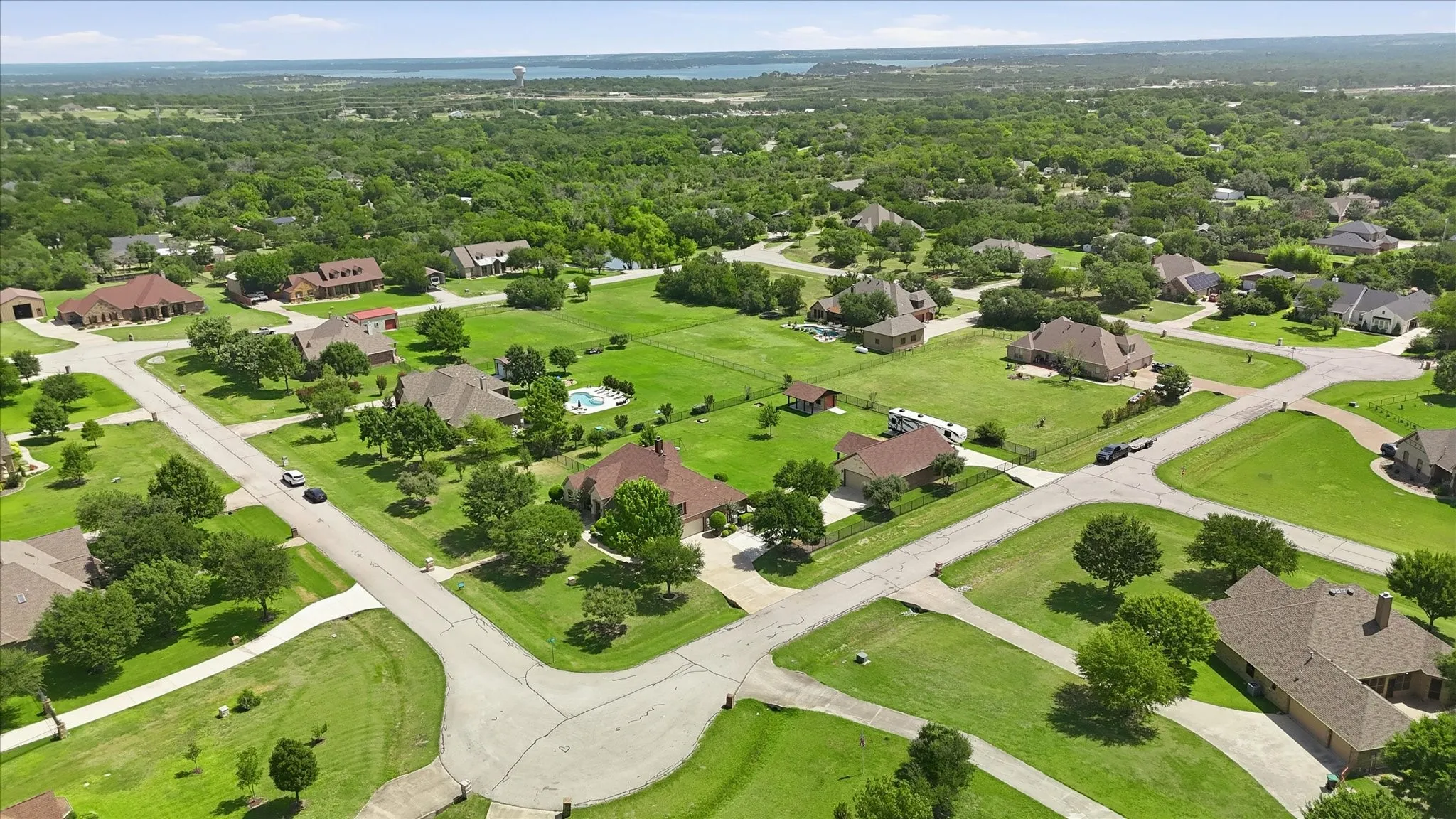 Single Family Residence For Sale in Tarrant County , 1414 Rio Viento, Fort Worth, Texas 76135, 4 Bedroom, 4 Bathroom, 3 Garage spaces, 3,204 Sqft, built in 2005, mls#21326933, Real Estate Agent in Fort Worth, Homes For Sale in Tarrant county, Homes For Sale in Fort Worth, Realtor in Fort Worth Texas, Real Estate Brokerage Independent Realty Texas, Luminita Cordes Realtor