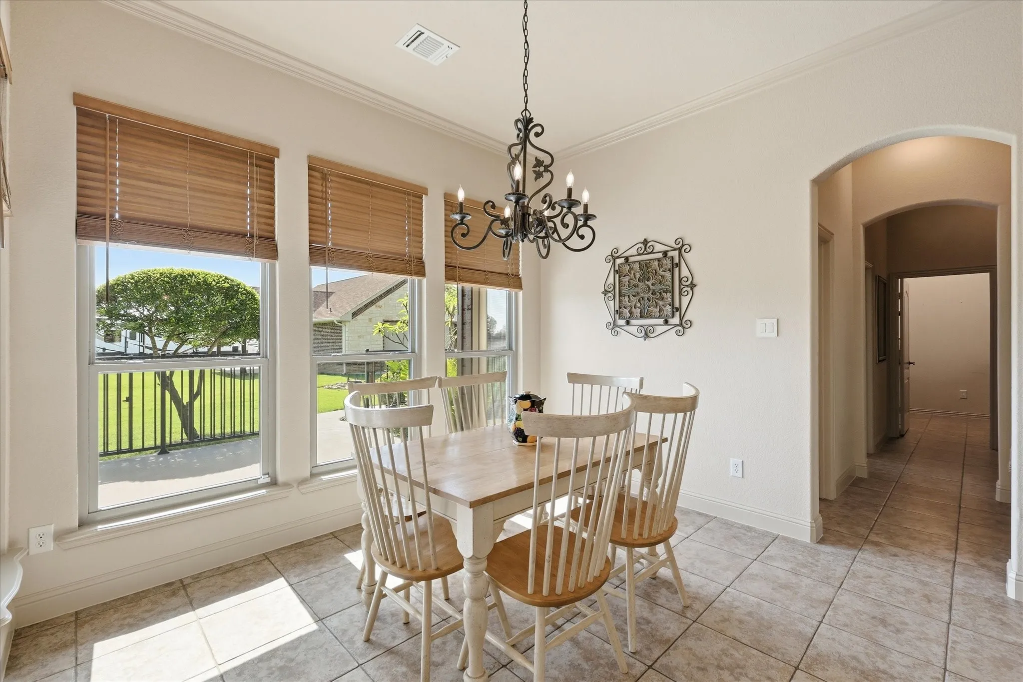 Single Family Residence For Sale in Tarrant County , 1414 Rio Viento, Fort Worth, Texas 76135, 4 Bedroom, 4 Bathroom, 3 Garage spaces, 3,204 Sqft, built in 2005, mls#21326933, Real Estate Agent in Fort Worth, Homes For Sale in Tarrant county, Homes For Sale in Fort Worth, Realtor in Fort Worth Texas, Real Estate Brokerage Independent Realty Texas, Luminita Cordes Realtor