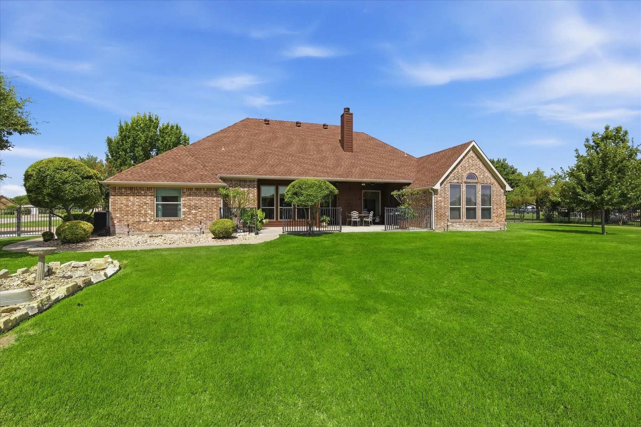 Single Family Residence For Sale in Tarrant County , 1414 Rio Viento, Fort Worth, Texas 76135, 4 Bedroom, 4 Bathroom, 3 Garage spaces, 3,204 Sqft, built in 2005, mls#21326933, Real Estate Agent in Fort Worth, Homes For Sale in Tarrant county, Homes For Sale in Fort Worth, Realtor in Fort Worth Texas, Real Estate Brokerage Independent Realty Texas, Luminita Cordes Realtor