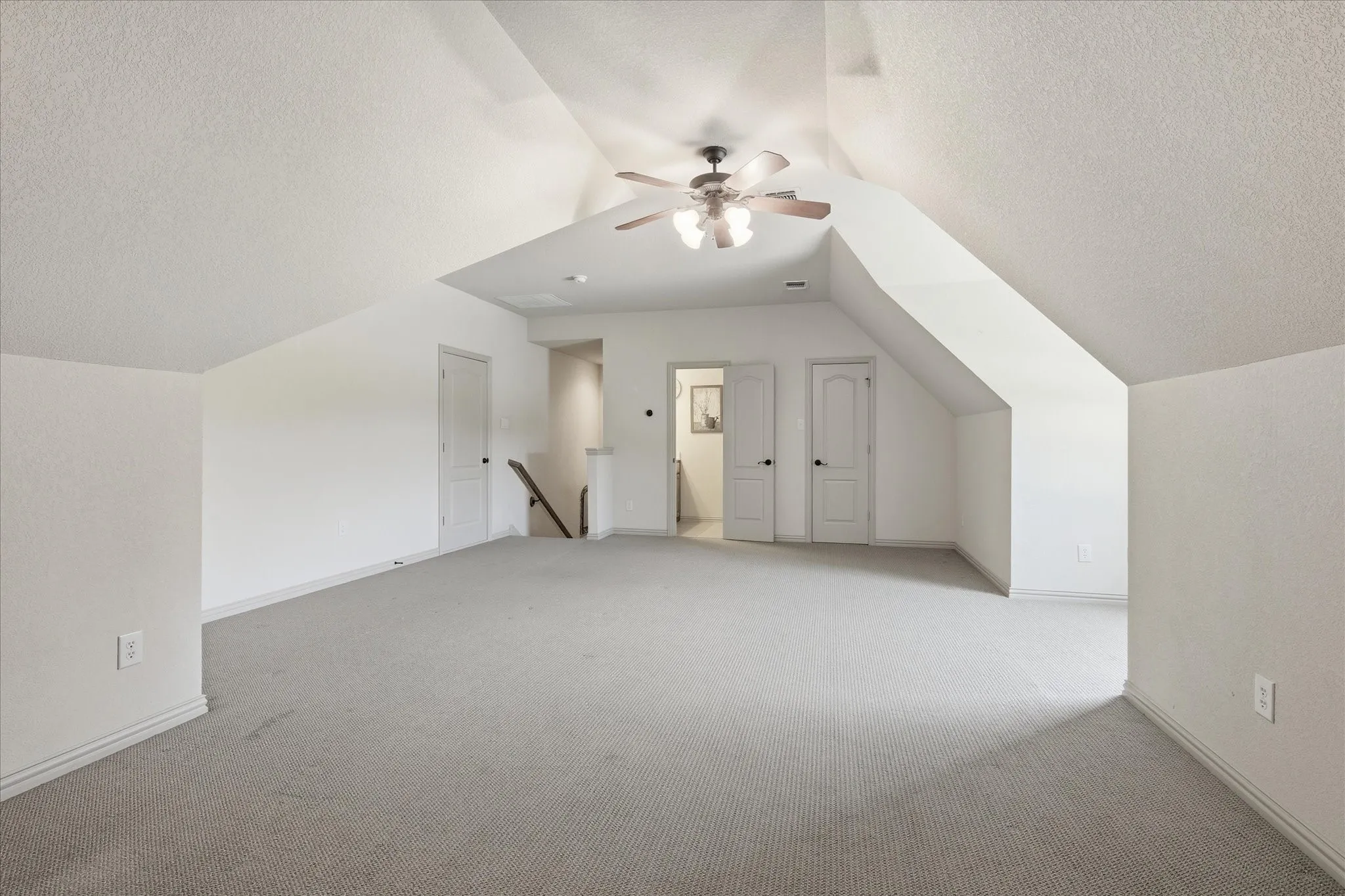 Single Family Residence For Sale in Tarrant County , 1414 Rio Viento, Fort Worth, Texas 76135, 4 Bedroom, 4 Bathroom, 3 Garage spaces, 3,204 Sqft, built in 2005, mls#21326933, Real Estate Agent in Fort Worth, Homes For Sale in Tarrant county, Homes For Sale in Fort Worth, Realtor in Fort Worth Texas, Real Estate Brokerage Independent Realty Texas, Luminita Cordes Realtor