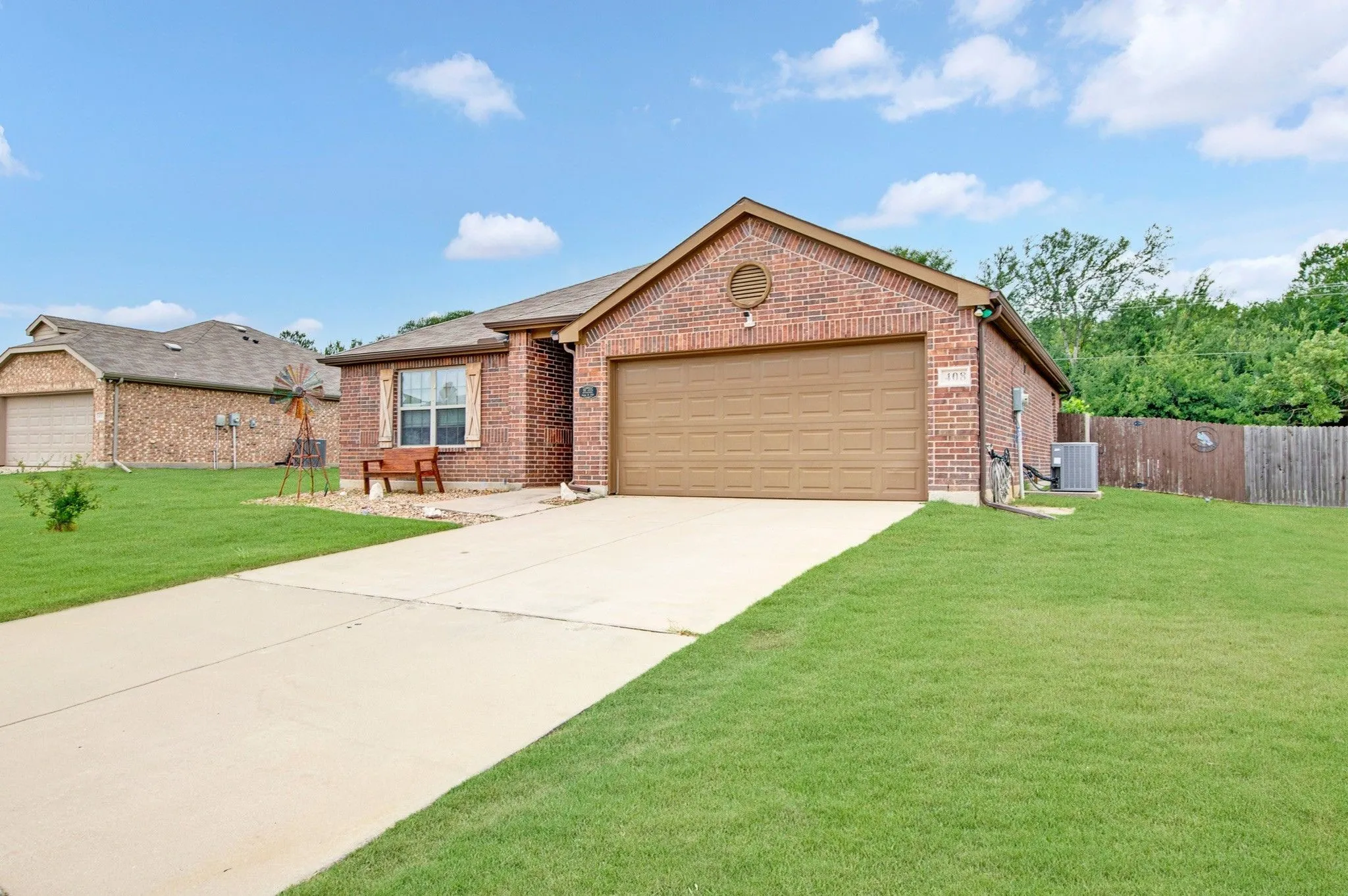 Single Family Residence For Sale in Denton County , 408 Highmeadow Drive, Aubrey, Texas 76227, 4 Bedroom, 2 Bathroom, 2 Garage spaces, 1,728 Sqft, built in 2018, mls#21336002, Real Estate Agent in Aubrey, Homes For Sale in Denton county, Homes For Sale in Aubrey, Realtor in Aubrey Texas, Real Estate Brokerage Independent Realty Texas, Luminita Cordes Realtor