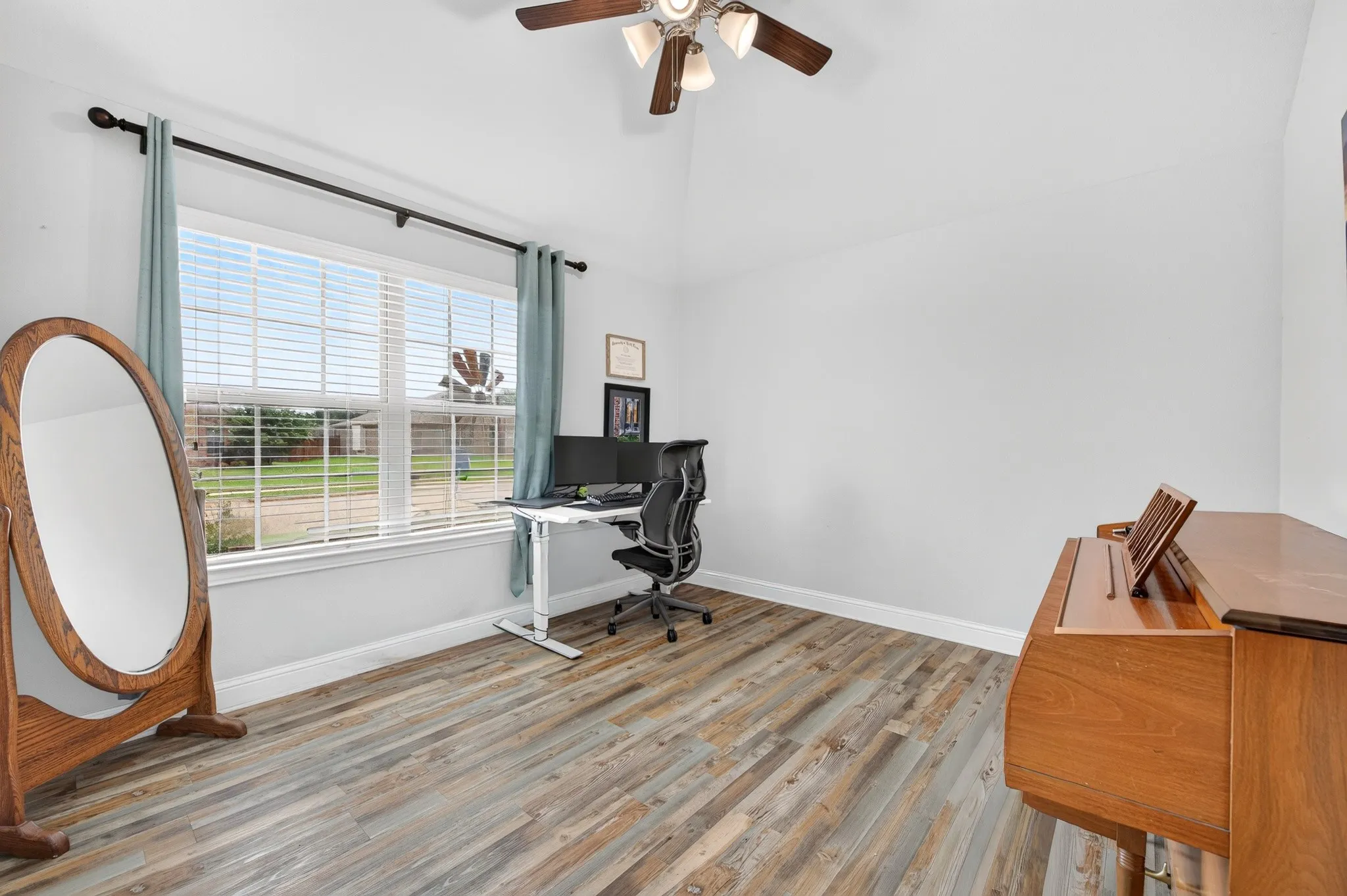 Single Family Residence For Sale in Denton County , 408 Highmeadow Drive, Aubrey, Texas 76227, 4 Bedroom, 2 Bathroom, 2 Garage spaces, 1,728 Sqft, built in 2018, mls#21336002, Real Estate Agent in Aubrey, Homes For Sale in Denton county, Homes For Sale in Aubrey, Realtor in Aubrey Texas, Real Estate Brokerage Independent Realty Texas, Luminita Cordes Realtor