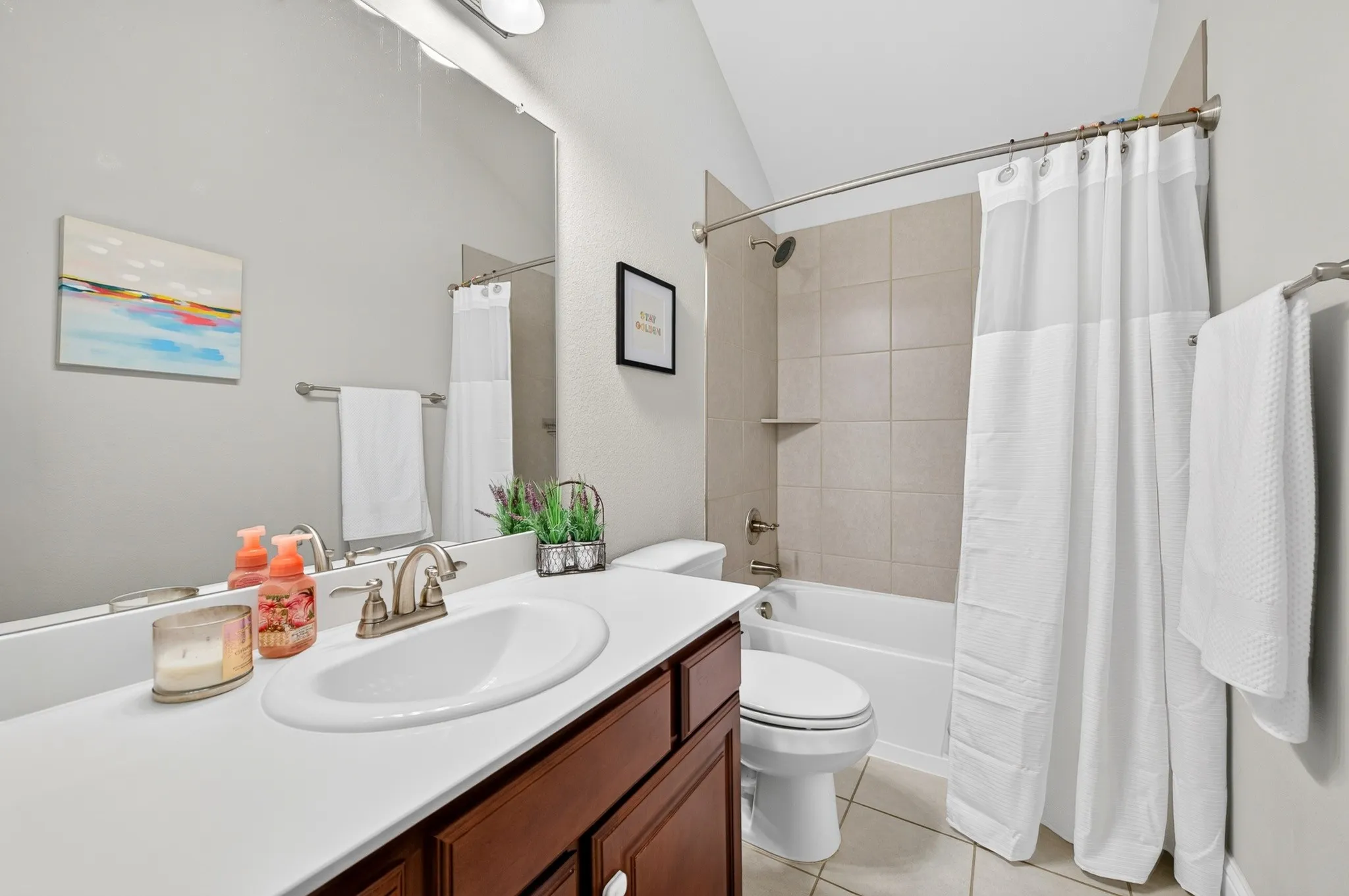 Single Family Residence For Sale in Denton County , 408 Highmeadow Drive, Aubrey, Texas 76227, 4 Bedroom, 2 Bathroom, 2 Garage spaces, 1,728 Sqft, built in 2018, mls#21336002, Real Estate Agent in Aubrey, Homes For Sale in Denton county, Homes For Sale in Aubrey, Realtor in Aubrey Texas, Real Estate Brokerage Independent Realty Texas, Luminita Cordes Realtor