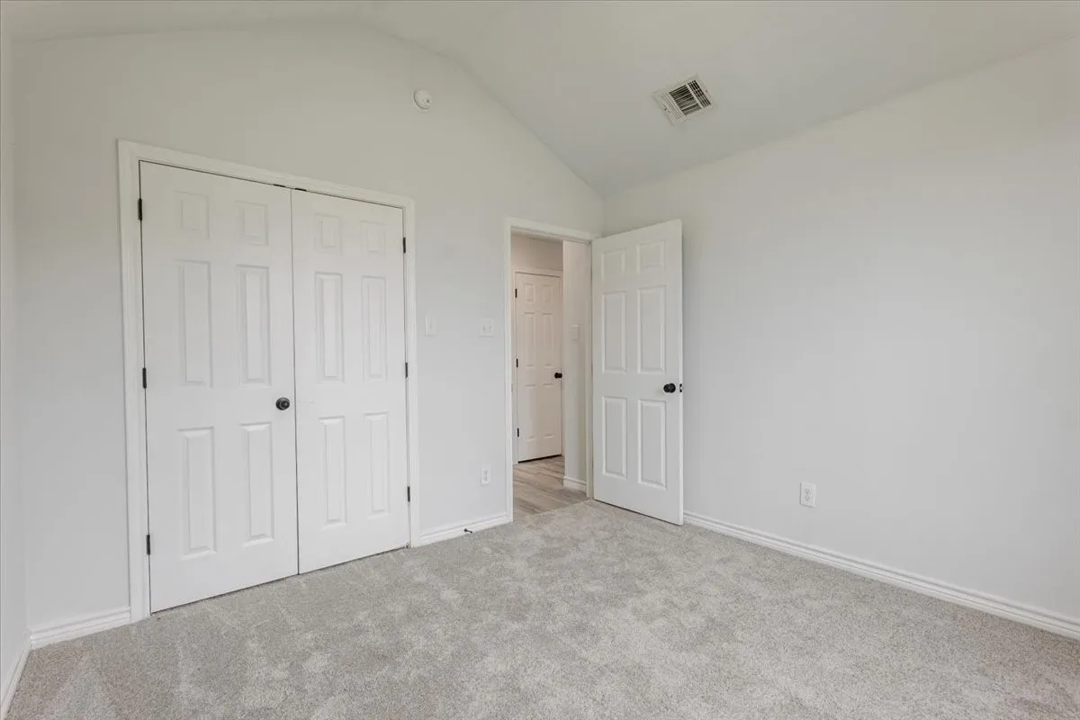 Single Family Residence For Sale in Palo Pinto County , 1007 SW 2nd Avenue, Mineral Wells, Texas 76067, 3 Bedroom, 2 Bathroom, 2 Garage spaces, 1,622 Sqft, built in 2019, mls#21334533, Real Estate Agent in Mineral Wells, Homes For Sale in Palo Pinto county, Homes For Sale in Mineral Wells, Realtor in Mineral Wells Texas, Real Estate Brokerage Independent Realty Texas, Luminita Cordes Realtor