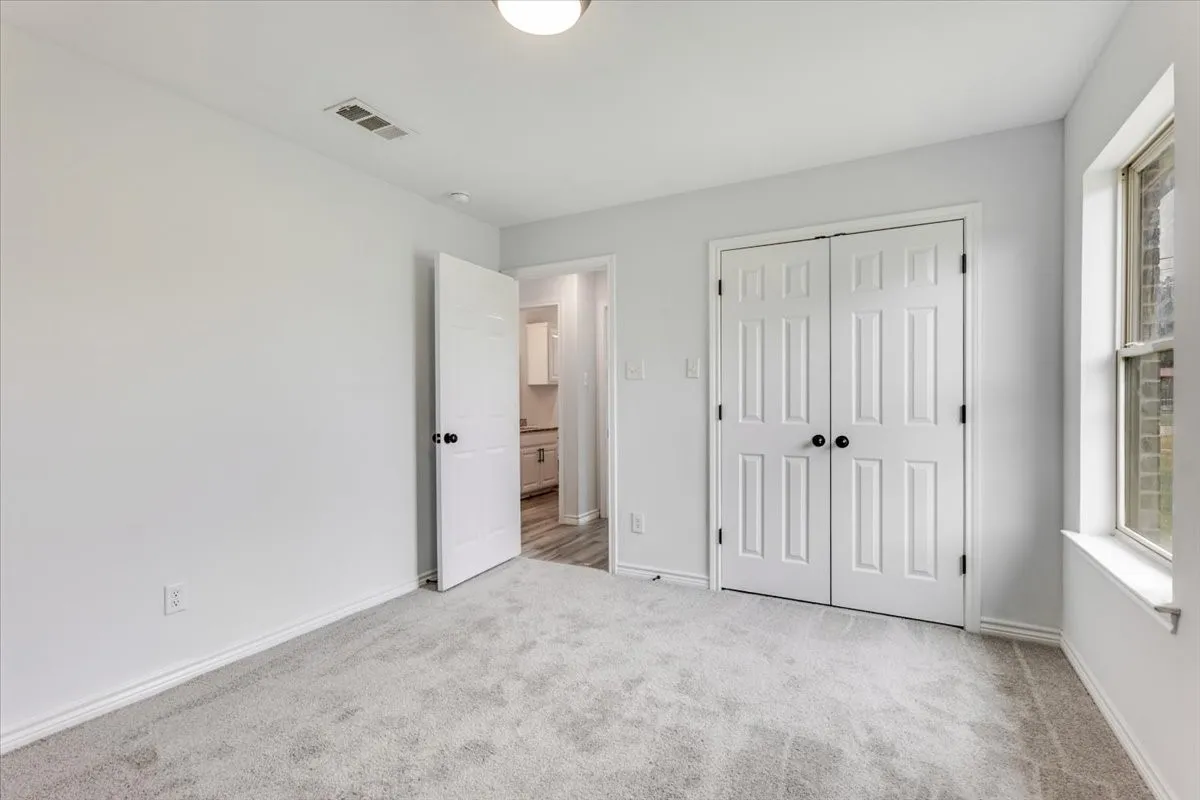 Single Family Residence For Sale in Palo Pinto County , 1007 SW 2nd Avenue, Mineral Wells, Texas 76067, 3 Bedroom, 2 Bathroom, 2 Garage spaces, 1,622 Sqft, built in 2019, mls#21334533, Real Estate Agent in Mineral Wells, Homes For Sale in Palo Pinto county, Homes For Sale in Mineral Wells, Realtor in Mineral Wells Texas, Real Estate Brokerage Independent Realty Texas, Luminita Cordes Realtor