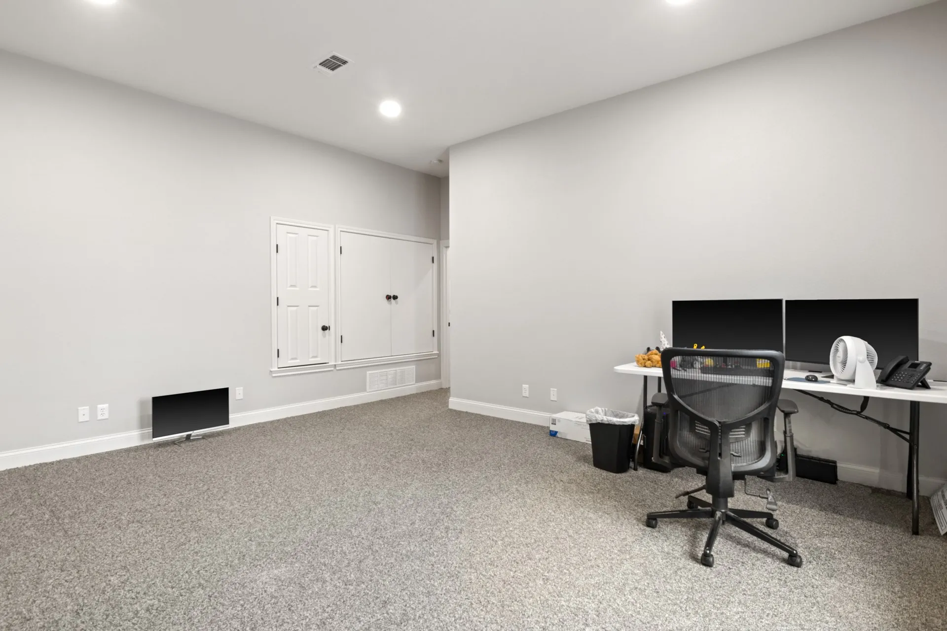 Office For Sale in Titus County , 107 E 11th Street, Mt Pleasant, Texas 75455, 0, 0, Garage spaces, 0 Sqft, built in 1992, Price $1,200,000, mls#21337174, Real Estate Agent in Mt Pleasant, Homes For Sale in Titus county, Homes For Sale in Mt Pleasant, Realtor in Mt Pleasant Texas, Real Estate Brokerage Independent Realty Texas, Luminita Cordes Realtor