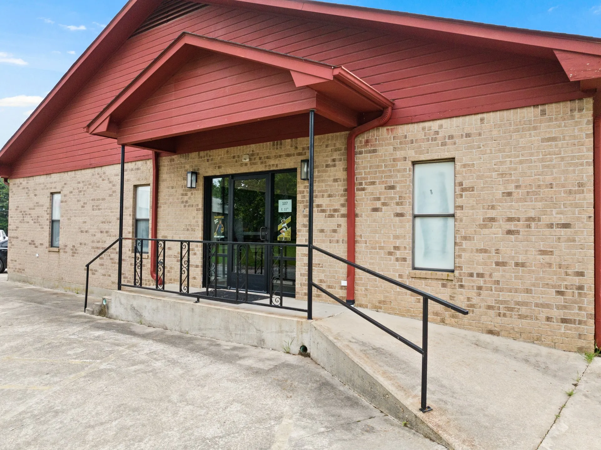 Office For Sale in Titus County , 107 E 11th Street, Mt Pleasant, Texas 75455, 0, 0, Garage spaces, 0 Sqft, built in 1992, Price $1,200,000, mls#21337174, Real Estate Agent in Mt Pleasant, Homes For Sale in Titus county, Homes For Sale in Mt Pleasant, Realtor in Mt Pleasant Texas, Real Estate Brokerage Independent Realty Texas, Luminita Cordes Realtor