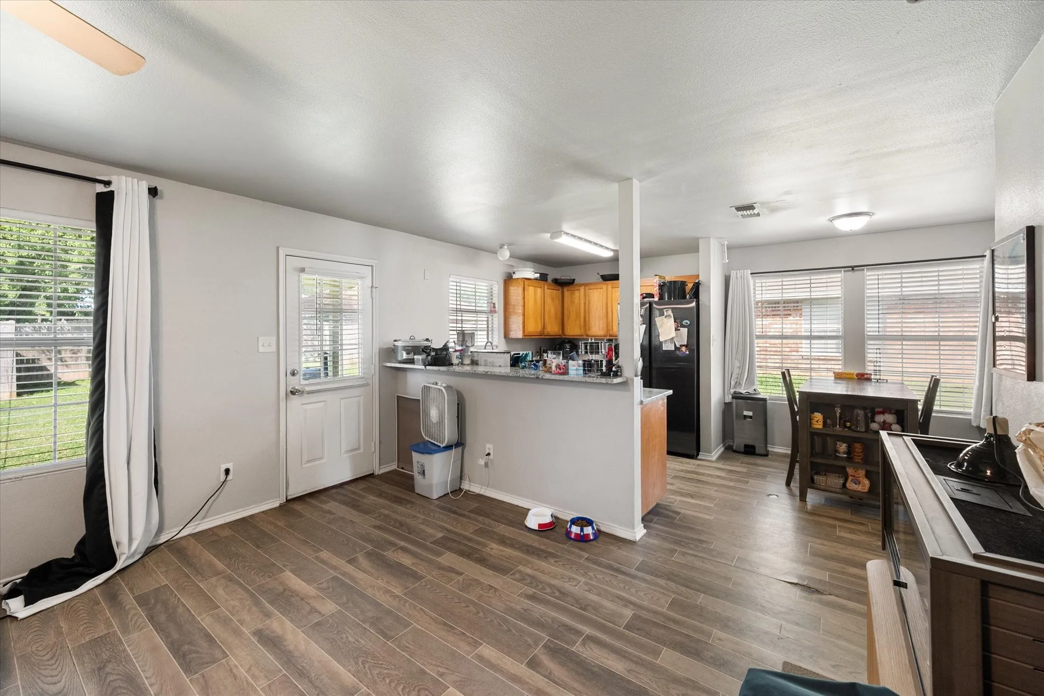 Single Family Residence For Sale in Johnson County , 330 Schumacher Drive, Burleson, Texas 76028, 3 Bedrooms, 2 Bathrooms, 2 Garage spaces, 1,275 Sqft, built in 2000, Price $256,000, mls#21332367, Real Estate Agent in Burleson, Homes For Sale in Johnson county, Homes For Sale in Burleson, Realtor in Burleson Texas, Real Estate Brokerage Independent Realty Texas, Luminita Cordes Realtor