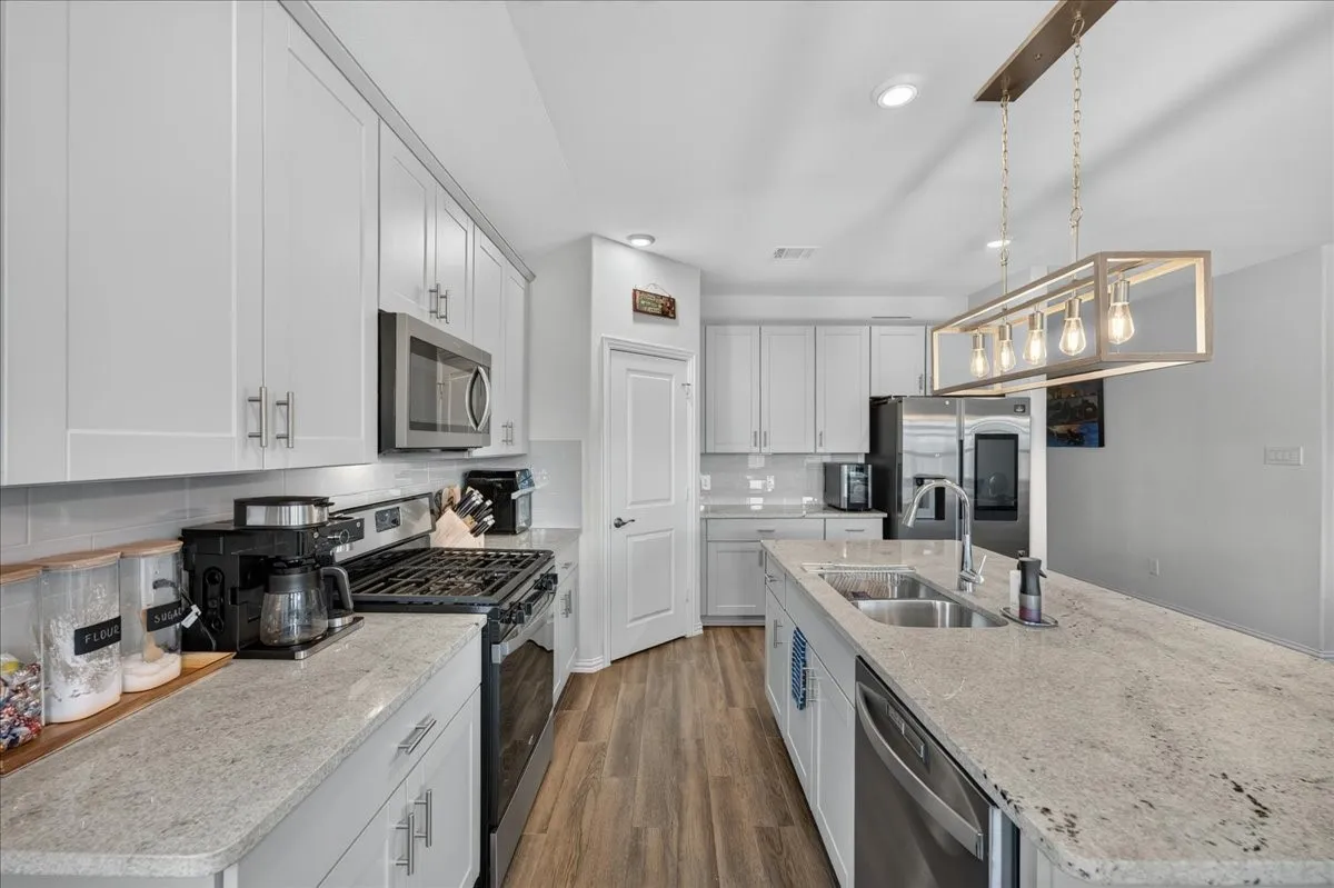 Single Family Residence For Sale in Rockwall County , 365 Mohan Drive, Royse City, Texas 75189, 4 Bedroom, 3 Bathroom, 2 Garage spaces, 2,226 Sqft, built in 2022, mls#21337205, Real Estate Agent in Royse City, Homes For Sale in Rockwall county, Homes For Sale in Royse City, Realtor in Royse City Texas, Real Estate Brokerage Independent Realty Texas, Luminita Cordes Realtor