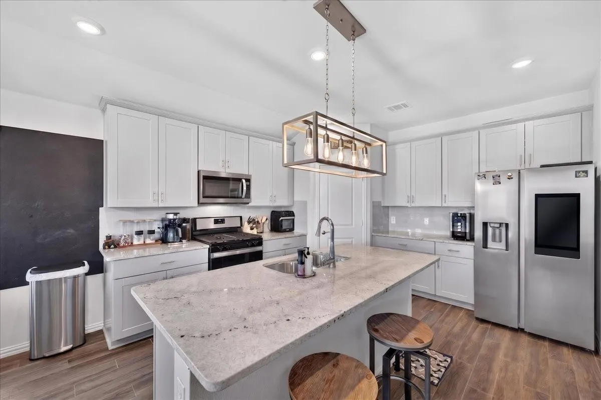 Single Family Residence For Sale in Rockwall County , 365 Mohan Drive, Royse City, Texas 75189, 4 Bedroom, 3 Bathroom, 2 Garage spaces, 2,226 Sqft, built in 2022, mls#21337205, Real Estate Agent in Royse City, Homes For Sale in Rockwall county, Homes For Sale in Royse City, Realtor in Royse City Texas, Real Estate Brokerage Independent Realty Texas, Luminita Cordes Realtor