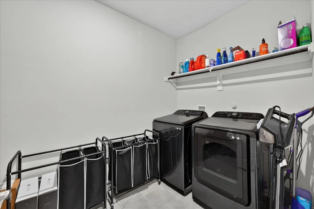 Single Family Residence For Sale in Rockwall County , 365 Mohan Drive, Royse City, Texas 75189, 4 Bedroom, 3 Bathroom, 2 Garage spaces, 2,226 Sqft, built in 2022, mls#21337205, Real Estate Agent in Royse City, Homes For Sale in Rockwall county, Homes For Sale in Royse City, Realtor in Royse City Texas, Real Estate Brokerage Independent Realty Texas, Luminita Cordes Realtor