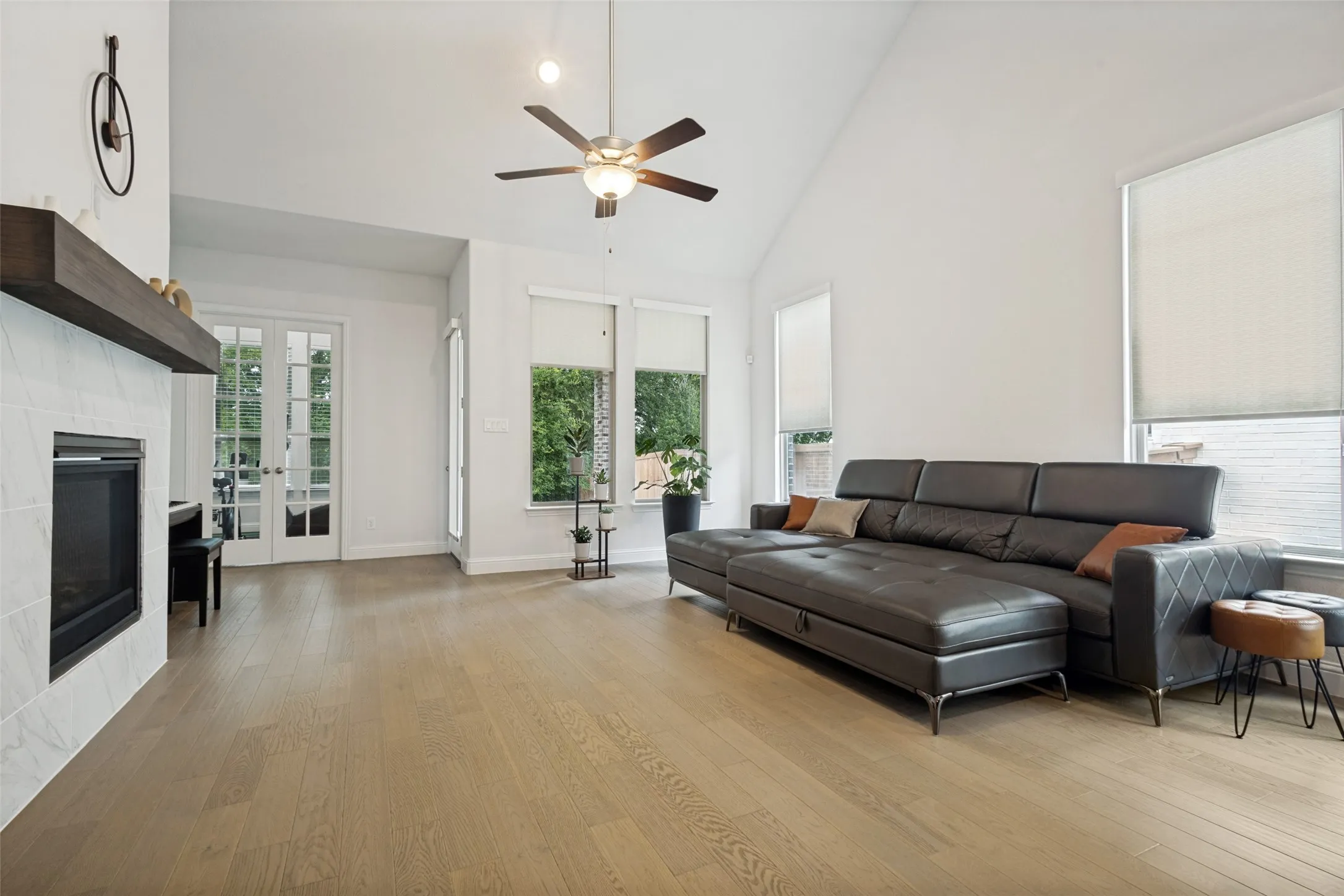Single Family Residence For Sale in Denton County , 4804 High Ridge Trail, Flower Mound, Texas 76262, 4 Bedroom, 3 Bathroom, 2 Garage spaces, 2,331 Sqft, built in 2022, mls#21336408, Real Estate Agent in Flower Mound, Homes For Sale in Denton county, Homes For Sale in Flower Mound, Realtor in Flower Mound Texas, Real Estate Brokerage Independent Realty Texas, Luminita Cordes Realtor