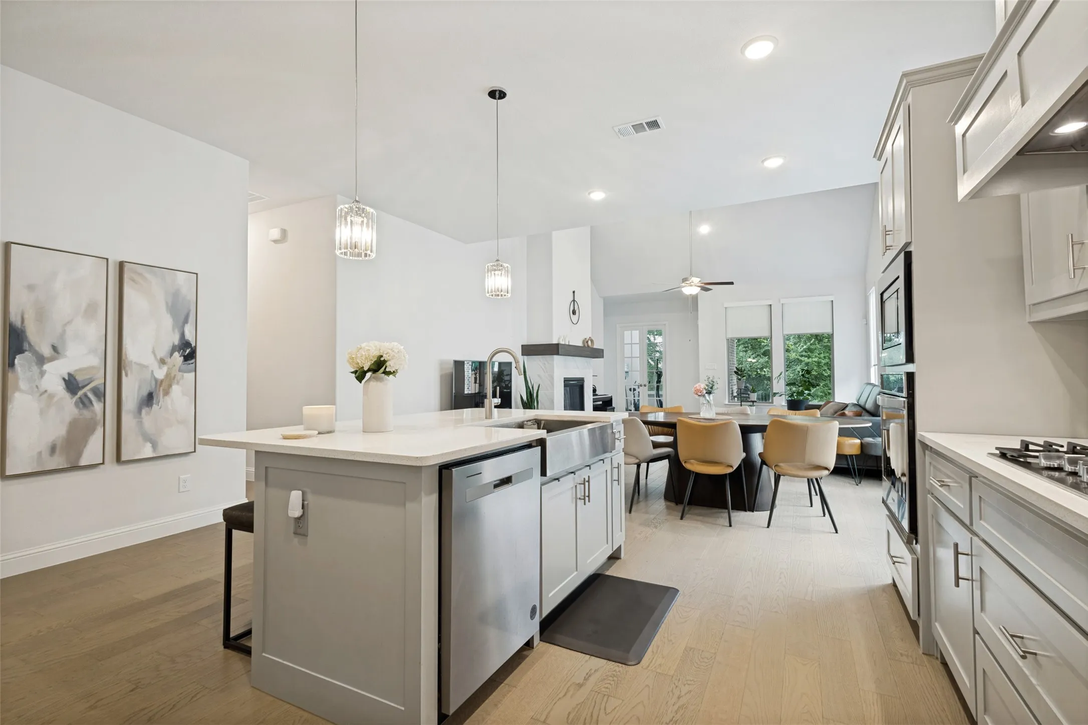 Single Family Residence For Sale in Denton County , 4804 High Ridge Trail, Flower Mound, Texas 76262, 4 Bedroom, 3 Bathroom, 2 Garage spaces, 2,331 Sqft, built in 2022, mls#21336408, Real Estate Agent in Flower Mound, Homes For Sale in Denton county, Homes For Sale in Flower Mound, Realtor in Flower Mound Texas, Real Estate Brokerage Independent Realty Texas, Luminita Cordes Realtor