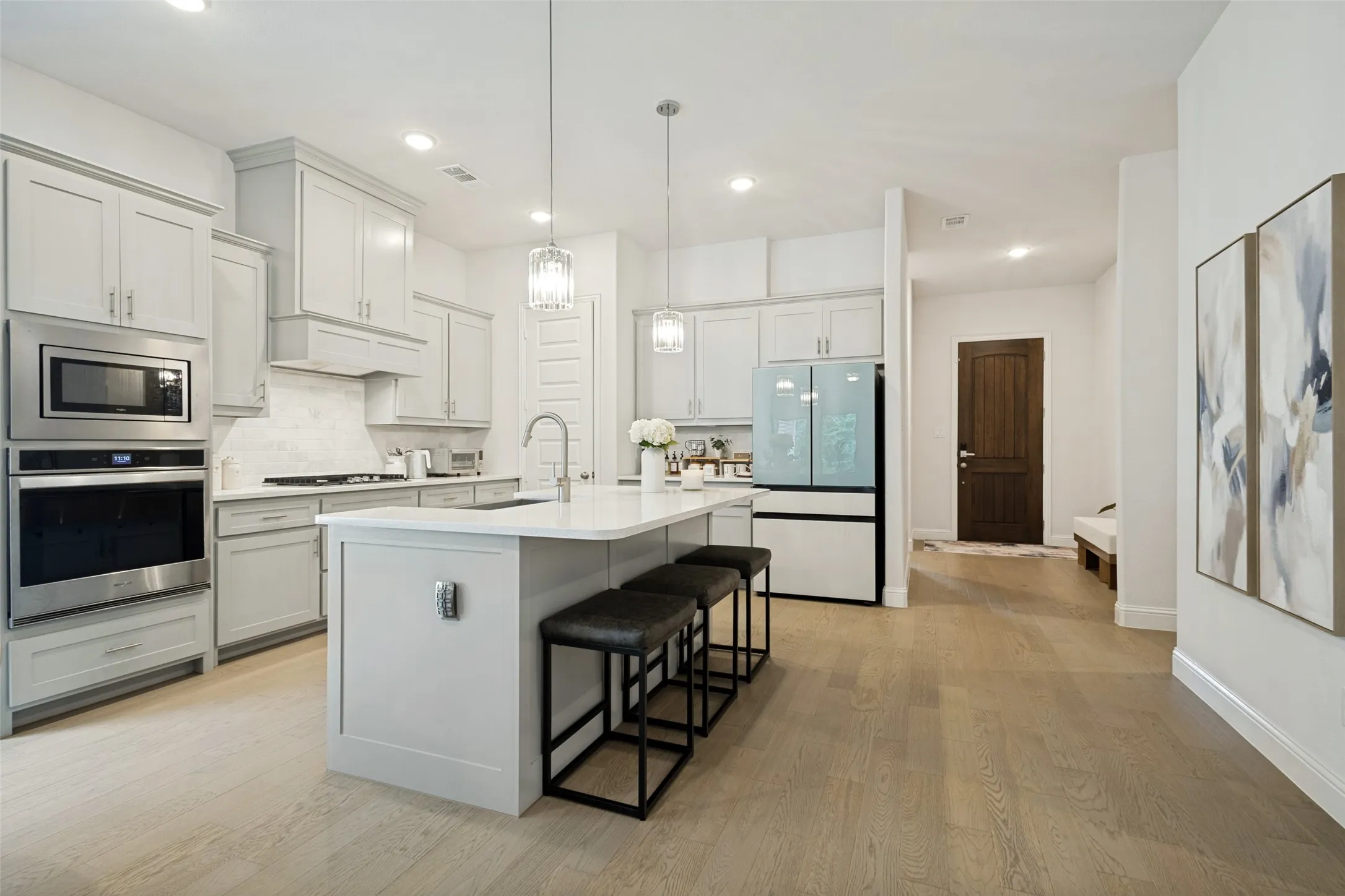 Single Family Residence For Sale in Denton County , 4804 High Ridge Trail, Flower Mound, Texas 76262, 4 Bedroom, 3 Bathroom, 2 Garage spaces, 2,331 Sqft, built in 2022, mls#21336408, Real Estate Agent in Flower Mound, Homes For Sale in Denton county, Homes For Sale in Flower Mound, Realtor in Flower Mound Texas, Real Estate Brokerage Independent Realty Texas, Luminita Cordes Realtor