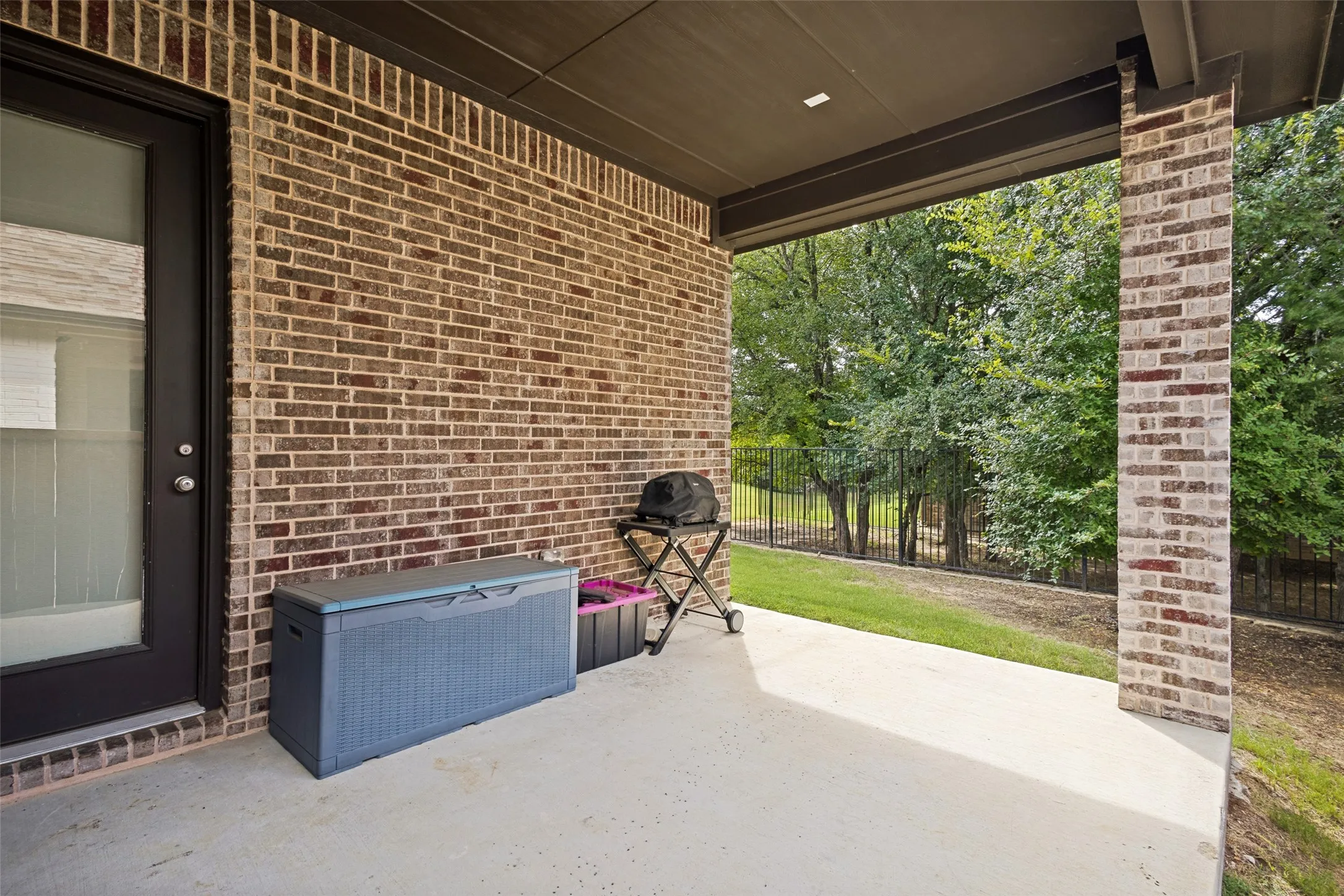 Single Family Residence For Sale in Denton County , 4804 High Ridge Trail, Flower Mound, Texas 76262, 4 Bedroom, 3 Bathroom, 2 Garage spaces, 2,331 Sqft, built in 2022, mls#21336408, Real Estate Agent in Flower Mound, Homes For Sale in Denton county, Homes For Sale in Flower Mound, Realtor in Flower Mound Texas, Real Estate Brokerage Independent Realty Texas, Luminita Cordes Realtor