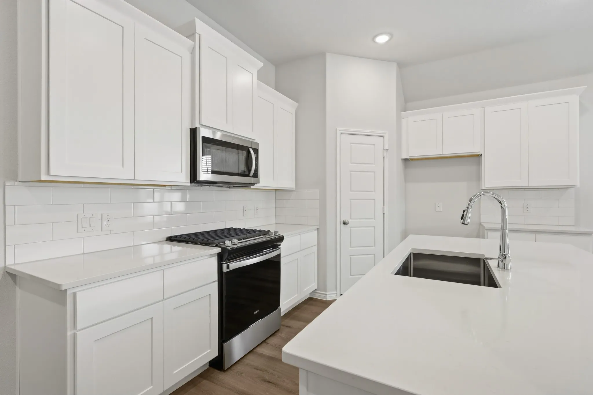 Single Family Residence For Sale in Tarrant County , 9245 Harrisburg Drive, Fort Worth, Texas 76036, 3 Bedroom, 3 Bathroom, 3 Garage spaces, 1,920 Sqft, built in 2026, mls#21337088, Real Estate Agent in Fort Worth, Homes For Sale in Tarrant county, Homes For Sale in Fort Worth, Realtor in Fort Worth Texas, Real Estate Brokerage Independent Realty Texas, Luminita Cordes Realtor