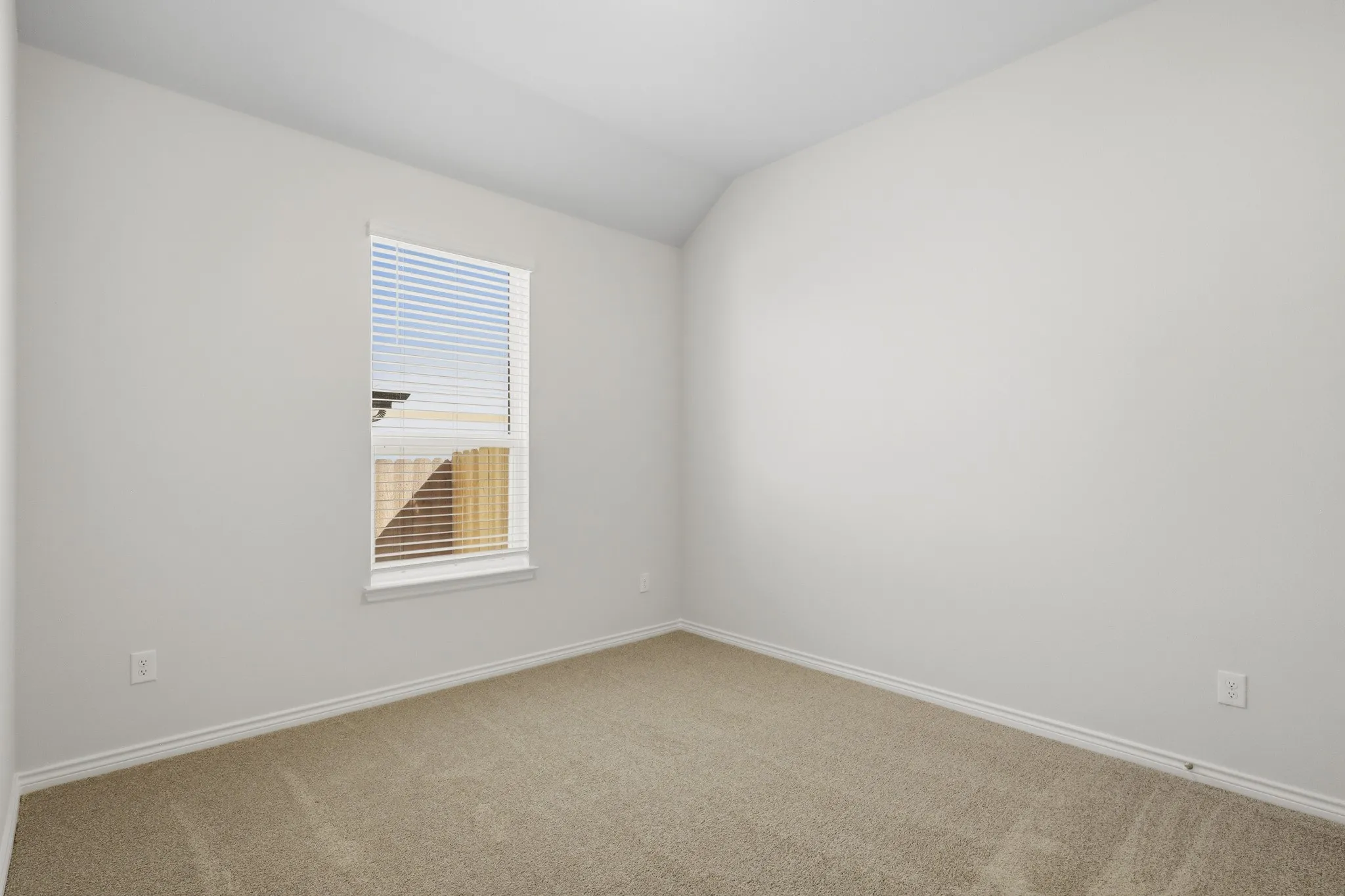 Single Family Residence For Sale in Tarrant County , 9245 Harrisburg Drive, Fort Worth, Texas 76036, 3 Bedroom, 3 Bathroom, 3 Garage spaces, 1,920 Sqft, built in 2026, mls#21337088, Real Estate Agent in Fort Worth, Homes For Sale in Tarrant county, Homes For Sale in Fort Worth, Realtor in Fort Worth Texas, Real Estate Brokerage Independent Realty Texas, Luminita Cordes Realtor