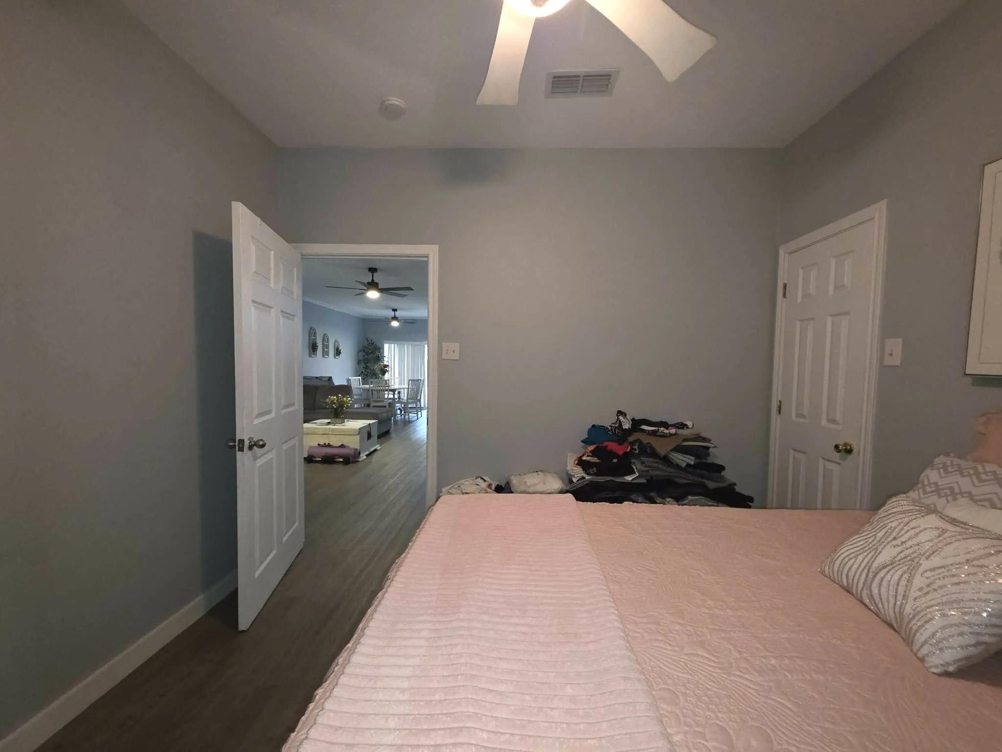Single Family Residence For Sale in Henderson County , 106 Callie Lane, Gun Barrel City, Texas 75156, 2 Bedroom, 2 Bathroom, Garage spaces, 1,270 Sqft, built in 2008, mls#21335944, Real Estate Agent in Gun Barrel City, Homes For Sale in Henderson county, Homes For Sale in Gun Barrel City, Realtor in Gun Barrel City Texas, Real Estate Brokerage Independent Realty Texas, Luminita Cordes Realtor