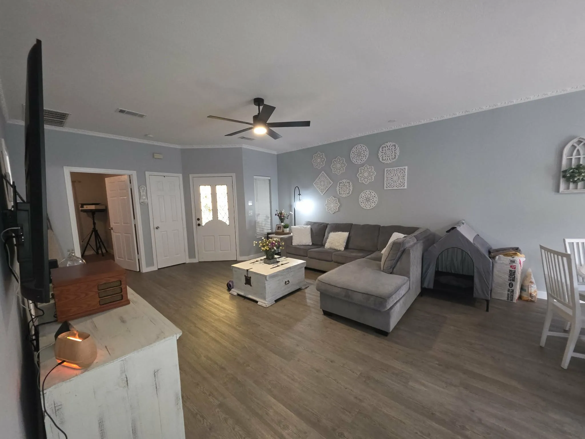Single Family Residence For Sale in Henderson County , 106 Callie Lane, Gun Barrel City, Texas 75156, 2 Bedroom, 2 Bathroom, Garage spaces, 1,270 Sqft, built in 2008, mls#21335944, Real Estate Agent in Gun Barrel City, Homes For Sale in Henderson county, Homes For Sale in Gun Barrel City, Realtor in Gun Barrel City Texas, Real Estate Brokerage Independent Realty Texas, Luminita Cordes Realtor