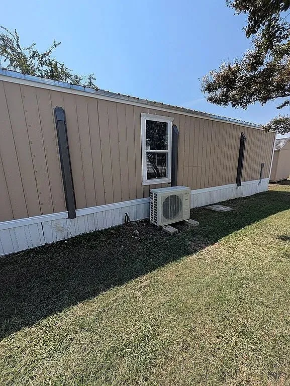 Mobile Home For Sale in Denton County , 175 Preston On The Lake, Little Elm, Texas 75068, 2 Bedroom, 1 Bathroom, Garage spaces, 728 Sqft, built in 1984, mls#21336732, Real Estate Agent in Little Elm, Homes For Sale in Denton county, Homes For Sale in Little Elm, Realtor in Little Elm Texas, Real Estate Brokerage Independent Realty Texas, Luminita Cordes Realtor