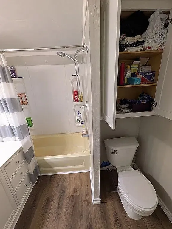 Mobile Home For Sale in Denton County , 175 Preston On The Lake, Little Elm, Texas 75068, 2 Bedroom, 1 Bathroom, Garage spaces, 728 Sqft, built in 1984, mls#21336732, Real Estate Agent in Little Elm, Homes For Sale in Denton county, Homes For Sale in Little Elm, Realtor in Little Elm Texas, Real Estate Brokerage Independent Realty Texas, Luminita Cordes Realtor