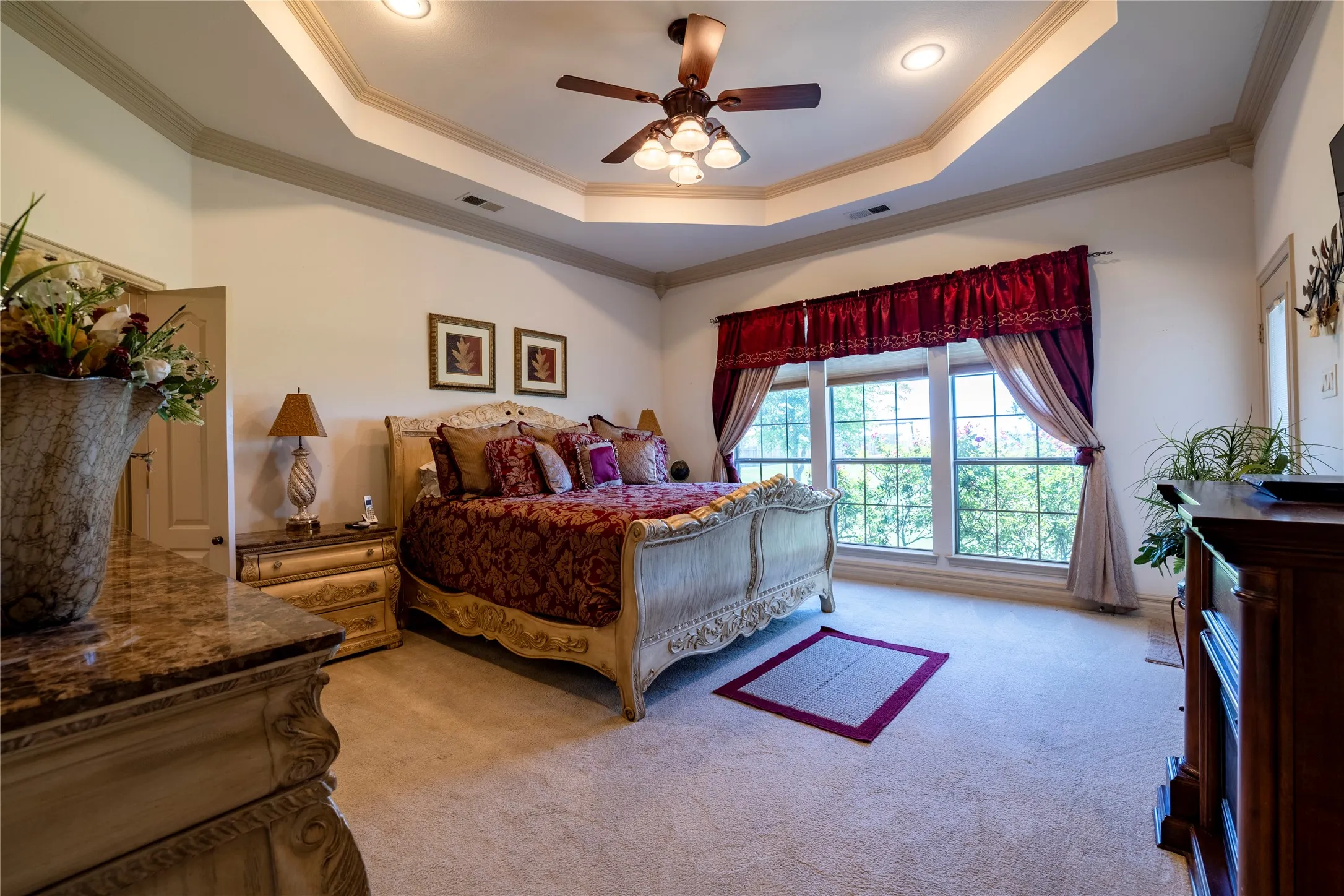 Single Family Residence For Sale in Kaufman County , 2722 W Alamosa Drive, Terrell, Texas 75160, 5 Bedrooms, 4 Bathrooms, 3 Garage spaces, 3,782 Sqft, built in 2007, Price $679,990, mls#21336927, Real Estate Agent in Terrell, Homes For Sale in Kaufman county, Homes For Sale in Terrell, Realtor in Terrell Texas, Real Estate Brokerage Independent Realty Texas, Luminita Cordes Realtor