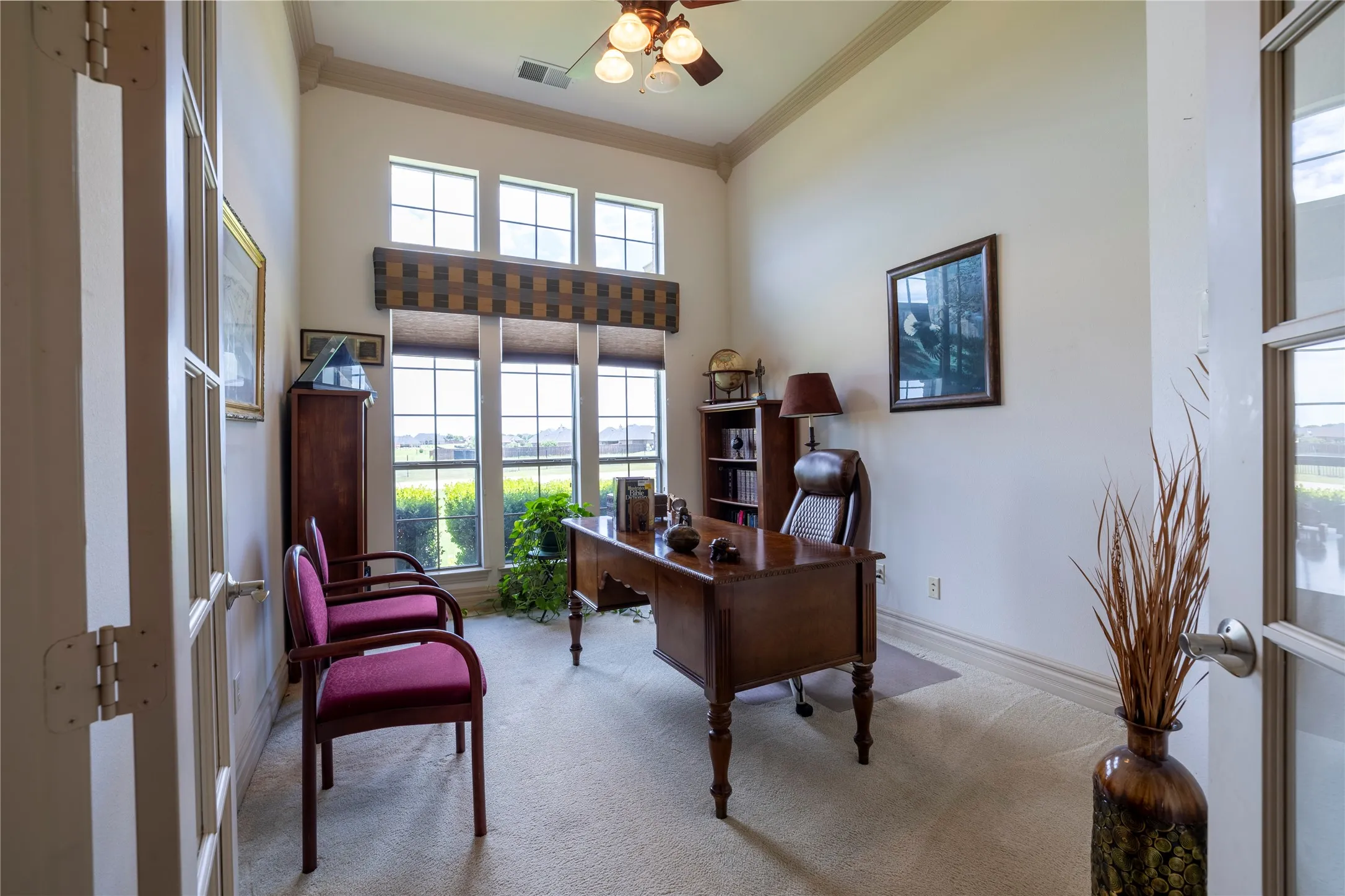 Single Family Residence For Sale in Kaufman County , 2722 W Alamosa Drive, Terrell, Texas 75160, 5 Bedrooms, 4 Bathrooms, 3 Garage spaces, 3,782 Sqft, built in 2007, Price $679,990, mls#21336927, Real Estate Agent in Terrell, Homes For Sale in Kaufman county, Homes For Sale in Terrell, Realtor in Terrell Texas, Real Estate Brokerage Independent Realty Texas, Luminita Cordes Realtor