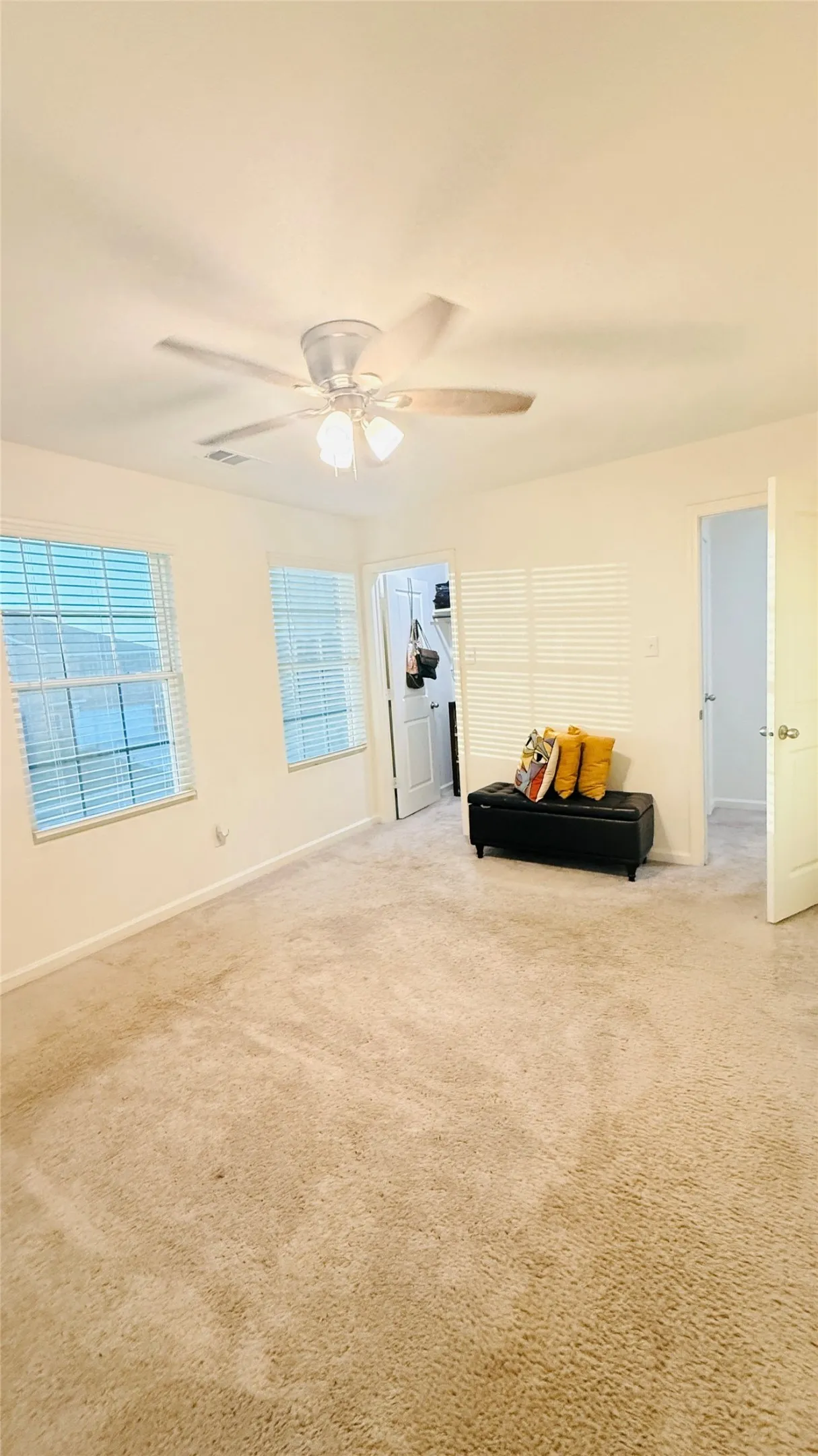 Single Family Residence For Sale in Ellis County , 2620 Beech Creek Road, Glenn Heights, Texas 75154, 4 Bedroom, 3 Bathroom, 2 Garage spaces, 2,132 Sqft, built in 2021, mls#21337235, Real Estate Agent in Glenn Heights, Homes For Sale in Ellis county, Homes For Sale in Glenn Heights, Realtor in Glenn Heights Texas, Real Estate Brokerage Independent Realty Texas, Luminita Cordes Realtor