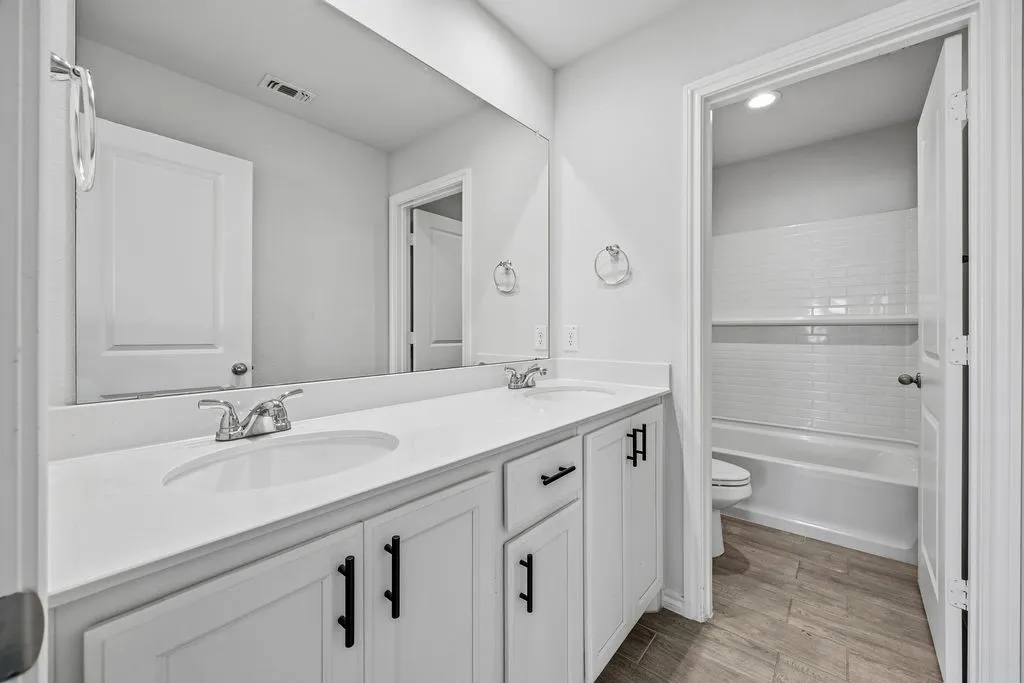 Single Family Residence For Rent in Denton County , 1024 Runnels Lane, Aubrey, Texas 76227, 3 Bedroom, 3 Bathroom, 2 Garage spaces, 2,064 Sqft, built in 2022, mls#21331319, Real Estate Agent in Aubrey, Homes For Rent in Denton county, Homes For Rent in Aubrey, Realtor in Aubrey Texas, Real Estate Brokerage Independent Realty Texas, Luminita Cordes Realtor