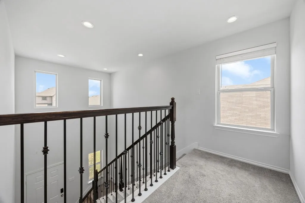 Single Family Residence For Rent in Denton County , 1024 Runnels Lane, Aubrey, Texas 76227, 3 Bedroom, 3 Bathroom, 2 Garage spaces, 2,064 Sqft, built in 2022, mls#21331319, Real Estate Agent in Aubrey, Homes For Rent in Denton county, Homes For Rent in Aubrey, Realtor in Aubrey Texas, Real Estate Brokerage Independent Realty Texas, Luminita Cordes Realtor