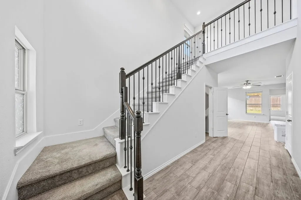 Single Family Residence For Rent in Denton County , 1024 Runnels Lane, Aubrey, Texas 76227, 3 Bedroom, 3 Bathroom, 2 Garage spaces, 2,064 Sqft, built in 2022, mls#21331319, Real Estate Agent in Aubrey, Homes For Rent in Denton county, Homes For Rent in Aubrey, Realtor in Aubrey Texas, Real Estate Brokerage Independent Realty Texas, Luminita Cordes Realtor