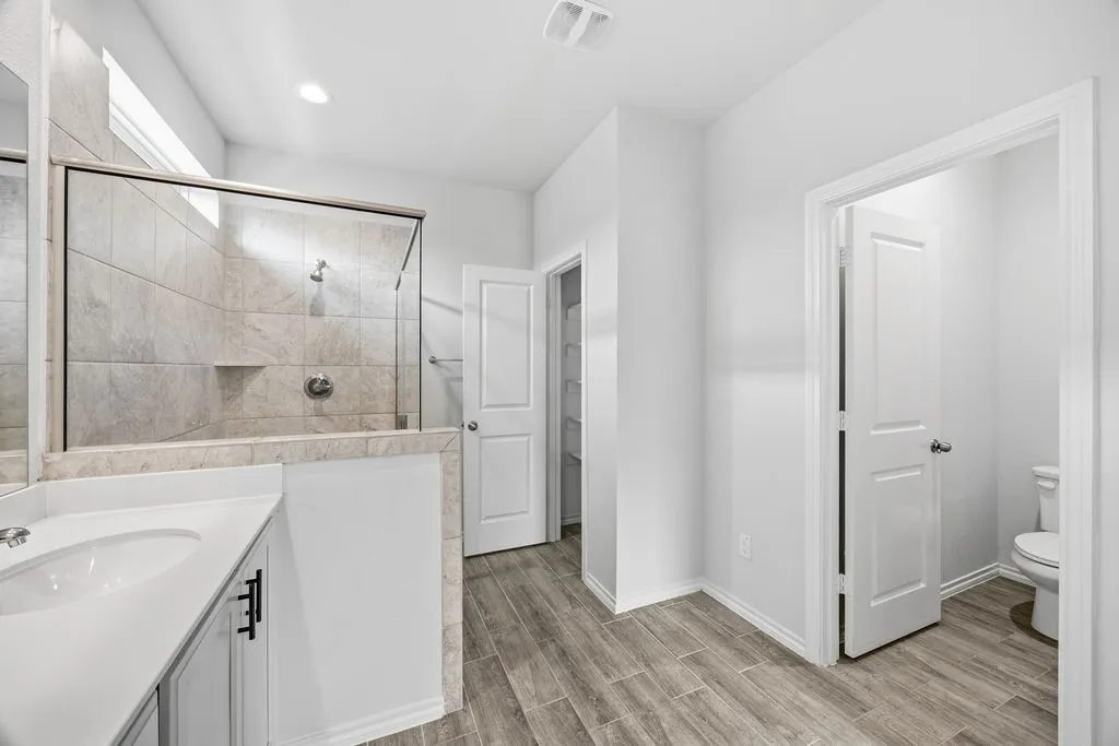 Single Family Residence For Rent in Denton County , 1024 Runnels Lane, Aubrey, Texas 76227, 3 Bedroom, 3 Bathroom, 2 Garage spaces, 2,064 Sqft, built in 2022, mls#21331319, Real Estate Agent in Aubrey, Homes For Rent in Denton county, Homes For Rent in Aubrey, Realtor in Aubrey Texas, Real Estate Brokerage Independent Realty Texas, Luminita Cordes Realtor