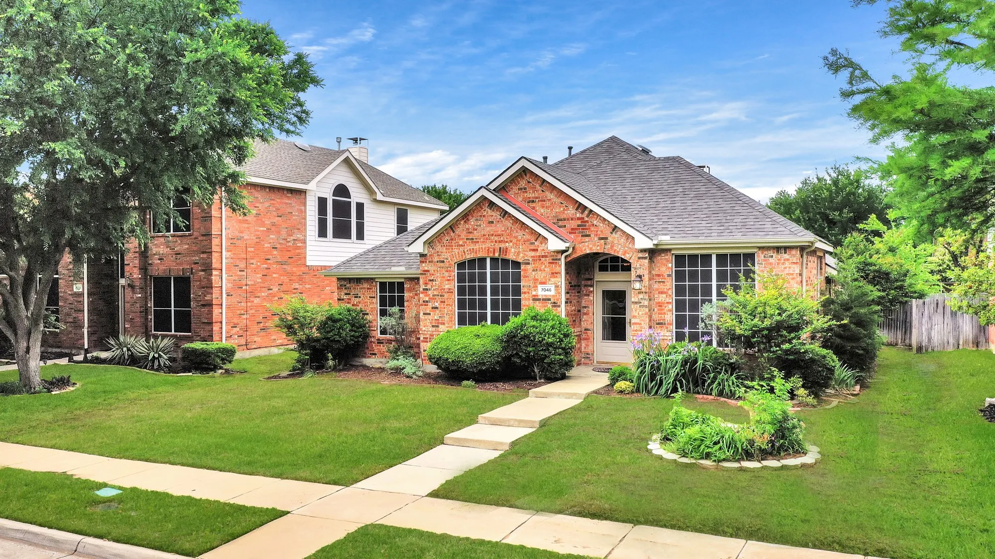 Single Family Residence For Rent in Collin County , 7046 Saint Augustine Drive, Frisco, Texas 75033, 4 Bedroom, 2 Bathroom, 2 Garage spaces, 1,995 Sqft, built in 2000, mls#21337244, Real Estate Agent in Frisco, Homes For Rent in Collin county, Homes For Rent in Frisco, Realtor in Frisco Texas, Real Estate Brokerage Independent Realty Texas, Luminita Cordes Realtor