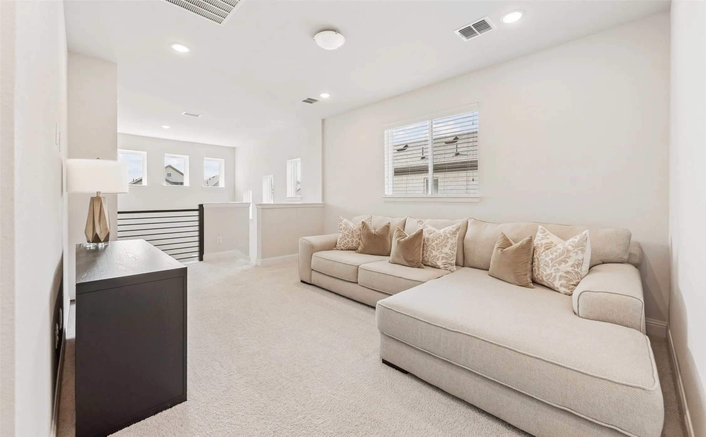 Single Family Residence For Sale in Collin County , 10659 Downy Cup Drive, Frisco, Texas 75035, 5 Bedroom, 3 Bathroom, 2 Garage spaces, 2,446 Sqft, built in 2022, mls#21336631, Real Estate Agent in Frisco, Homes For Sale in Collin county, Homes For Sale in Frisco, Realtor in Frisco Texas, Real Estate Brokerage Independent Realty Texas, Luminita Cordes Realtor