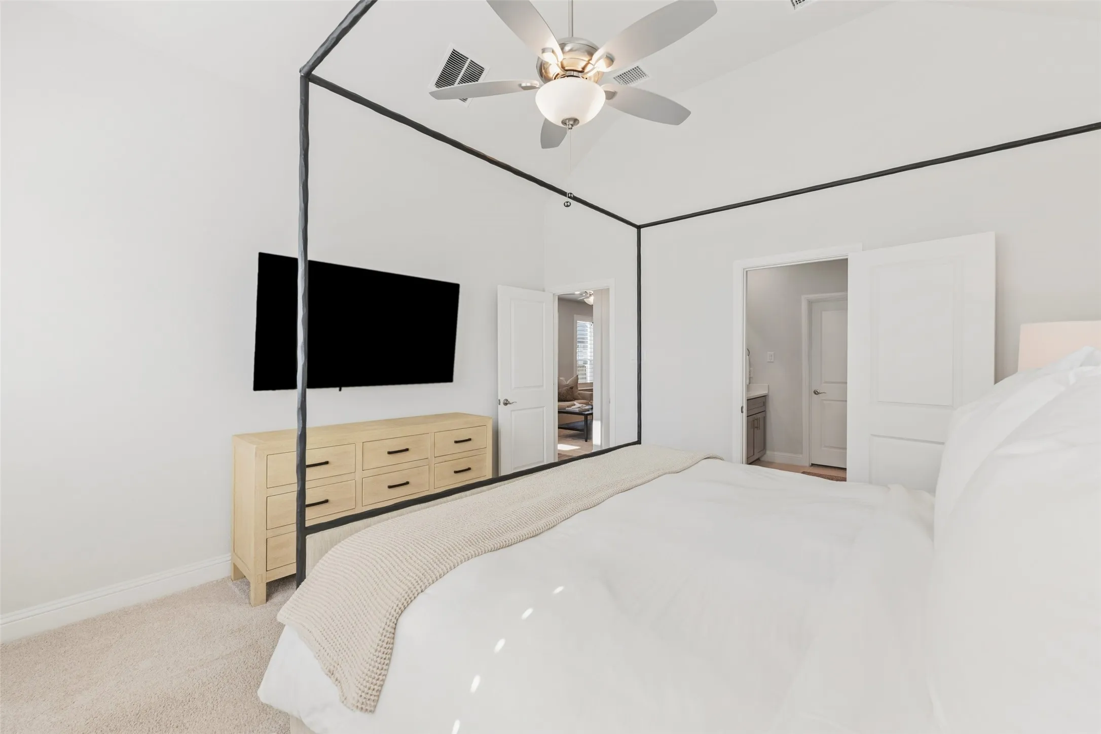 Single Family Residence For Sale in Collin County , 10659 Downy Cup Drive, Frisco, Texas 75035, 5 Bedroom, 3 Bathroom, 2 Garage spaces, 2,446 Sqft, built in 2022, mls#21336631, Real Estate Agent in Frisco, Homes For Sale in Collin county, Homes For Sale in Frisco, Realtor in Frisco Texas, Real Estate Brokerage Independent Realty Texas, Luminita Cordes Realtor