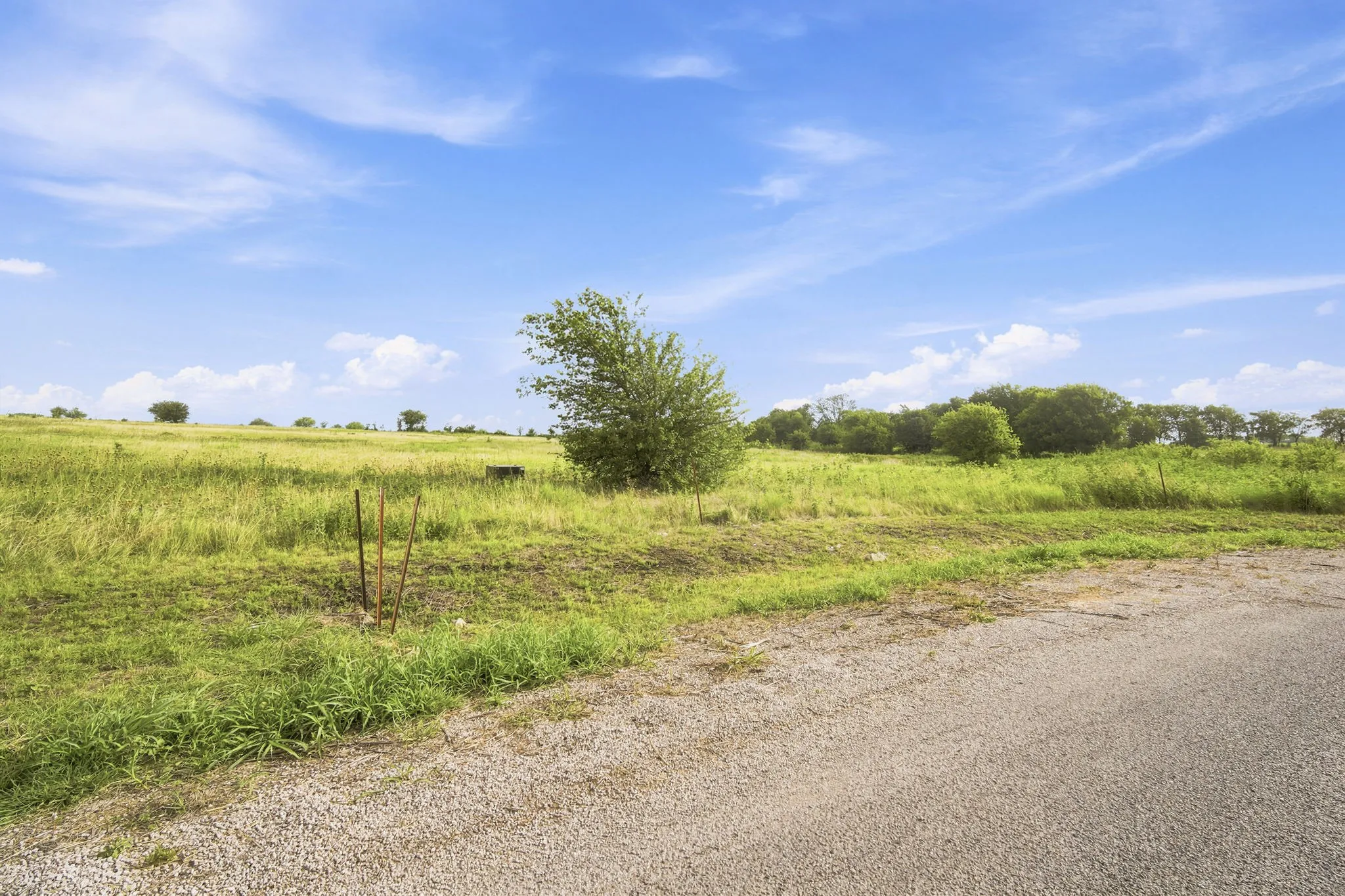 Unimproved Land For Sale in Hill County , TBD Longview Creek Trail, Itasca, Texas 76055, 0, 0, Garage spaces, 0 Sqft, built in 0, mls#21337105, Real Estate Agent in Itasca, Homes For Sale in Hill county, Homes For Sale in Itasca, Realtor in Itasca Texas, Real Estate Brokerage Independent Realty Texas, Luminita Cordes Realtor